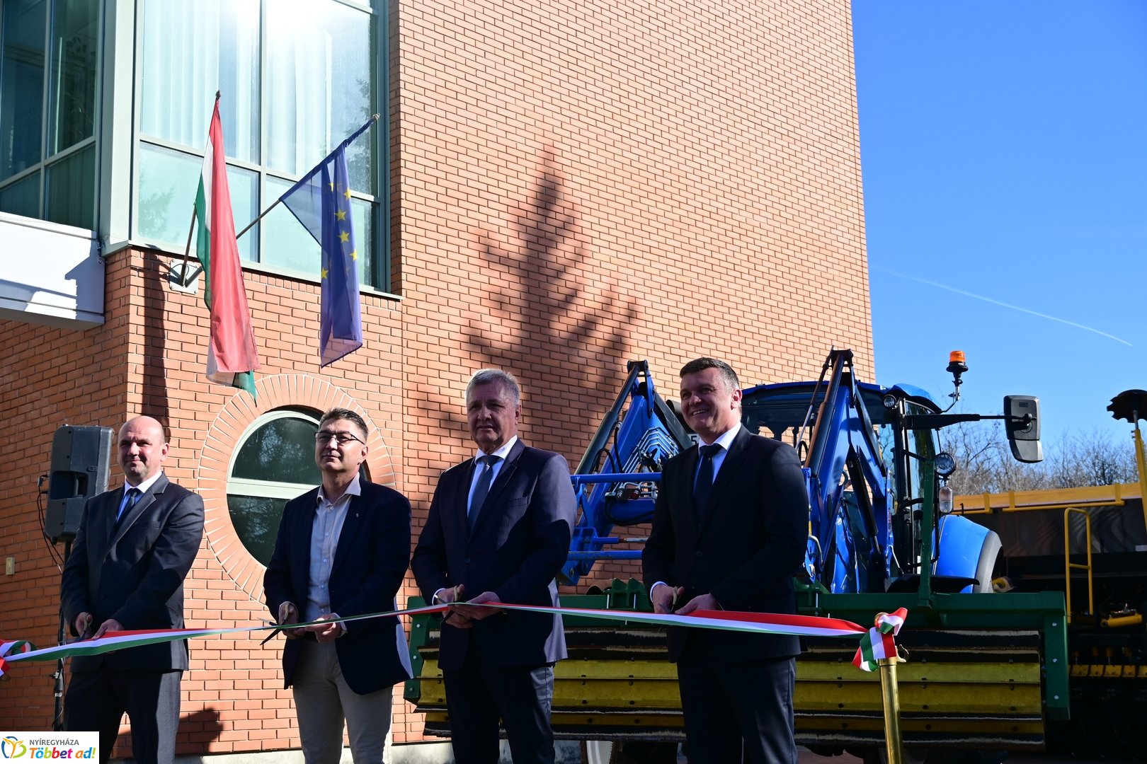Új gépek átadása a Nyíregyházi Egyetemen - 2026