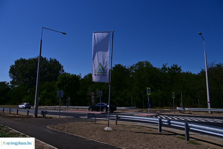 Új gyalogátkelőhely Kőlaposon