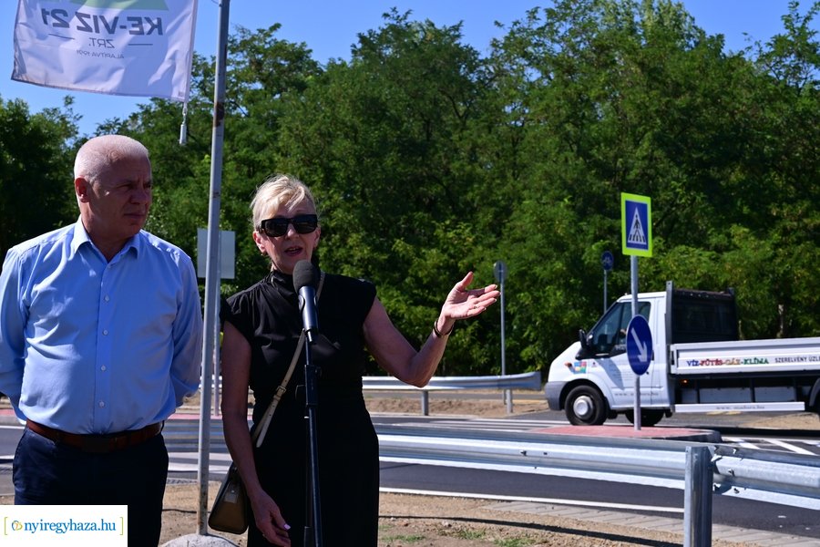 Új gyalogátkelőhely Kőlaposon