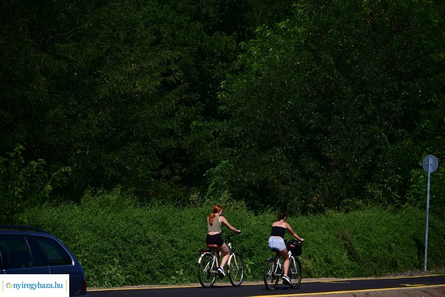 Új gyalogátkelőhely Kőlaposon