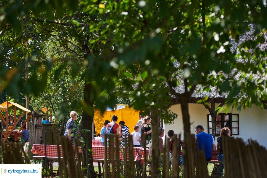 Új kenyér ünnepe a Sóstói Múzeumfaluban 2020