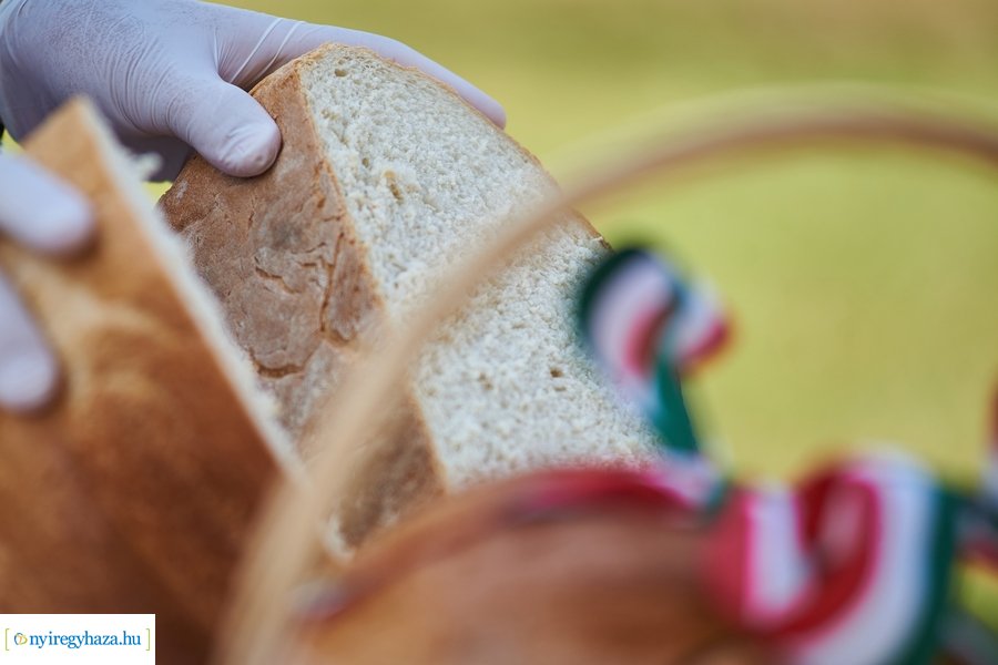 Új kenyér ünnepe a Sóstói Múzeumfaluban 2020