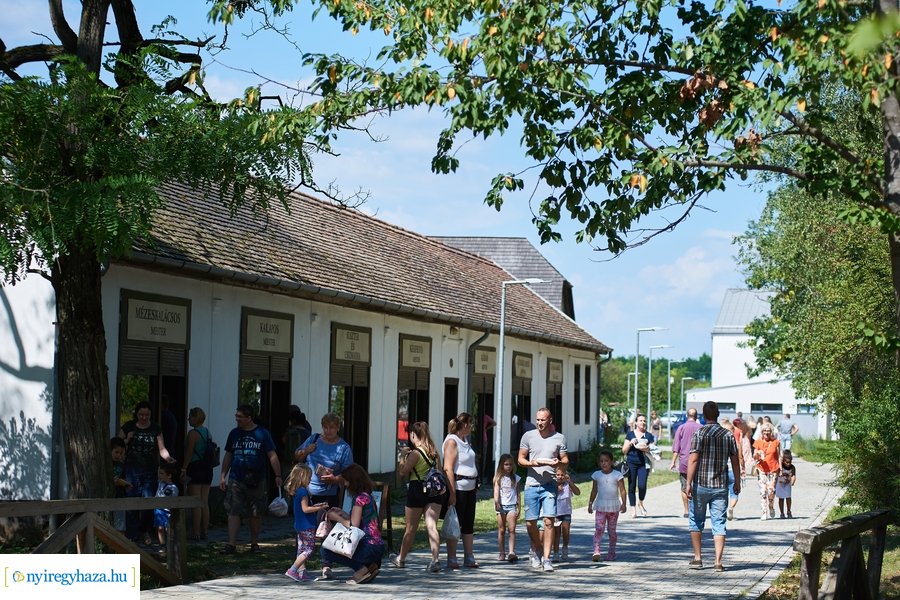 Új kenyér ünnepe a Sóstói Múzeumfaluban 2020