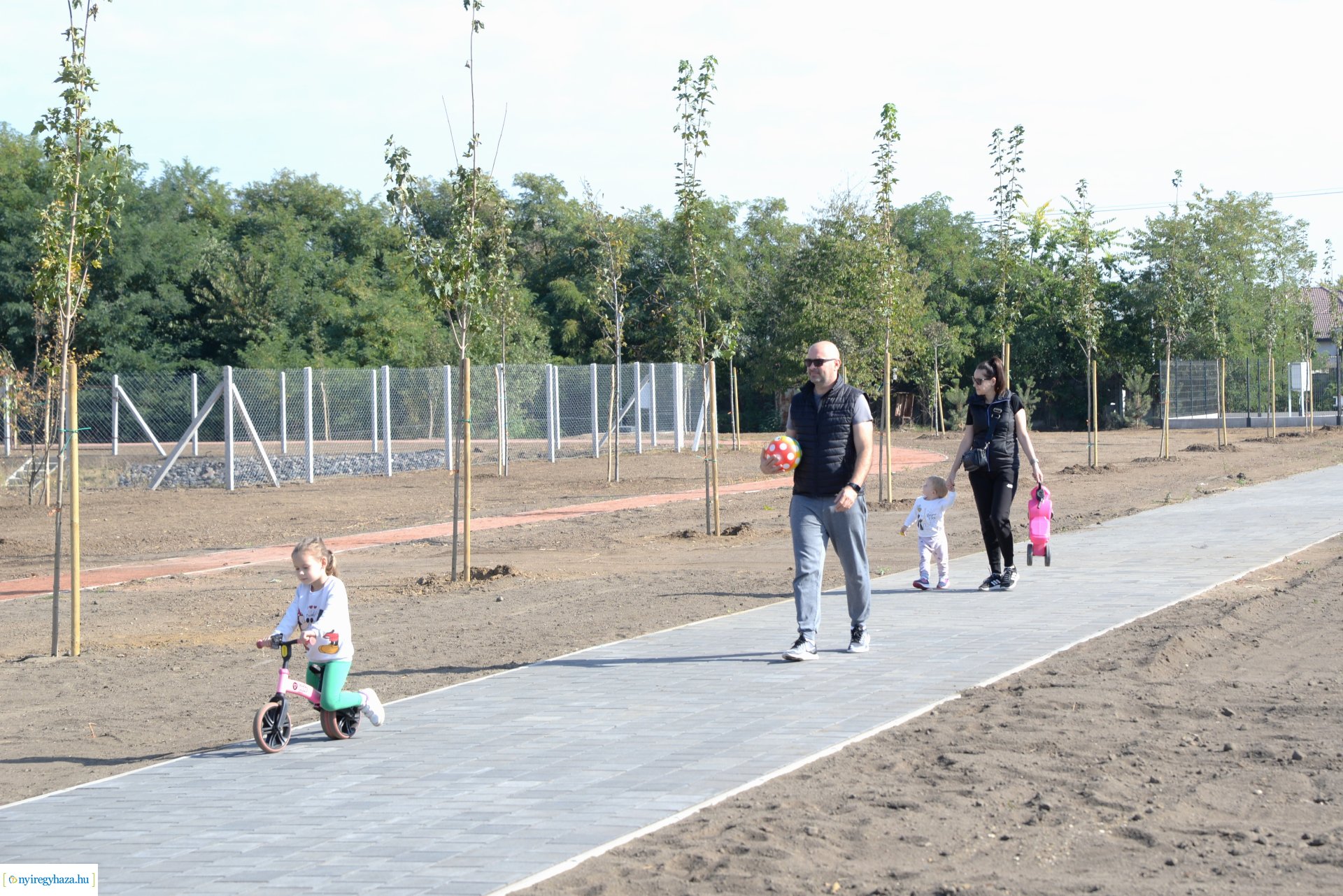 Új közösségi teret alakítottak ki a Kertvárosban