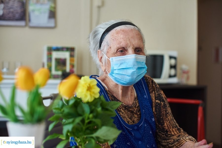 Új látogatási rend az idősotthonokban