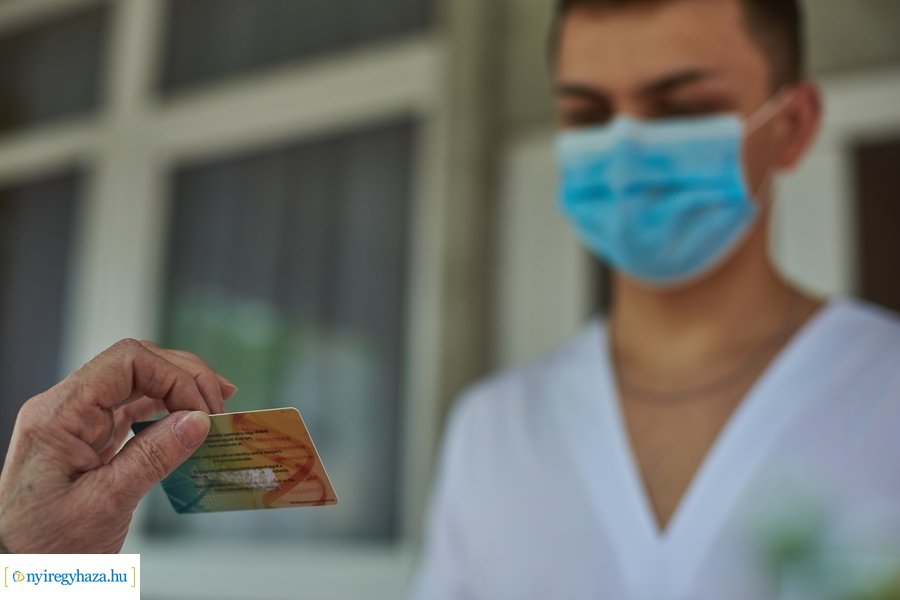 Új látogatási rend az idősotthonokban