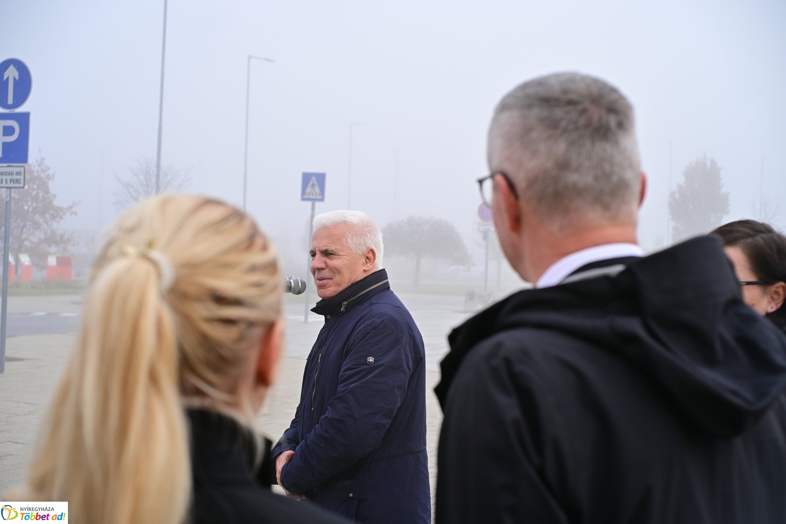 Új LEGO buszok átadó 2025 