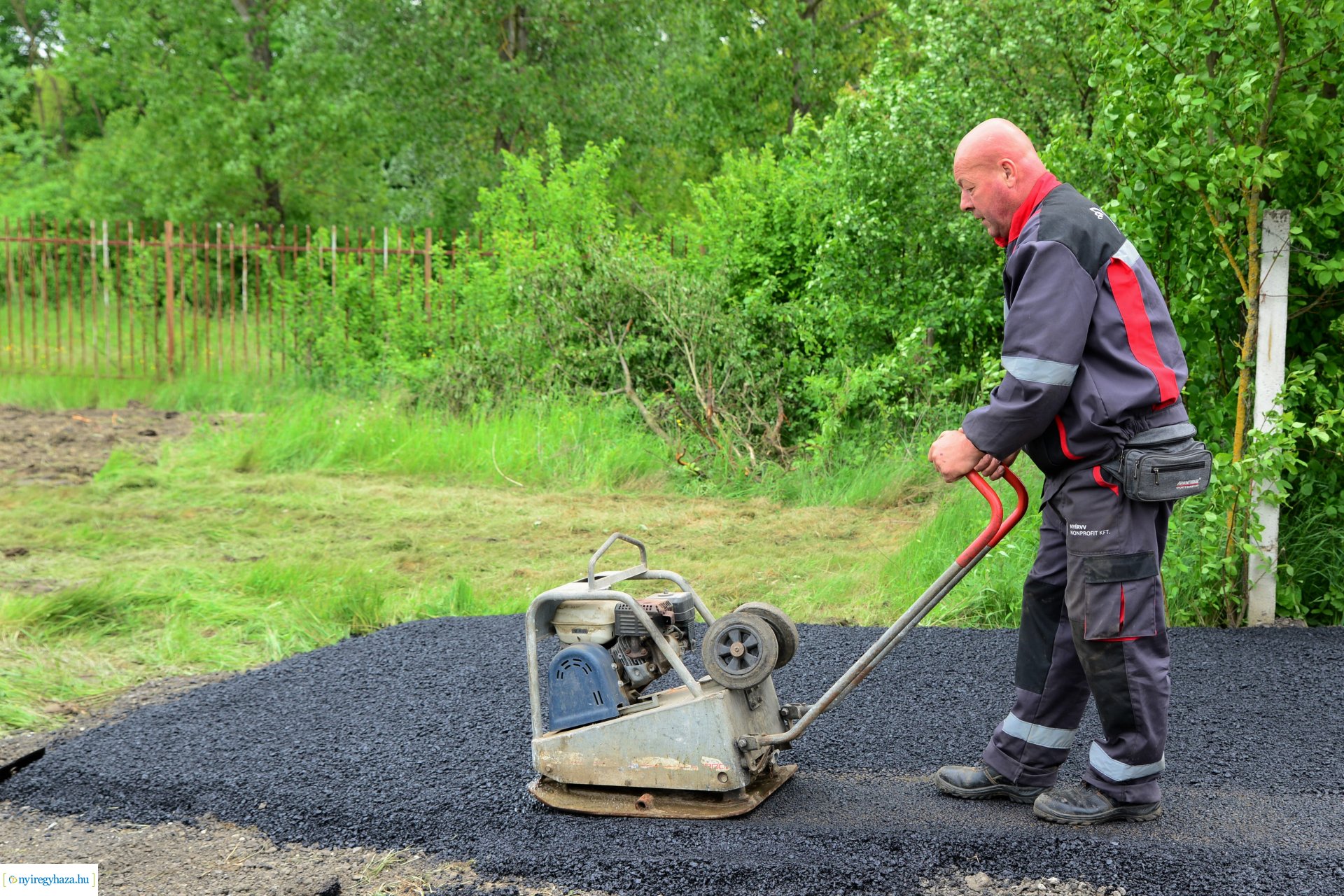 Új parkoló épül Sóstón
