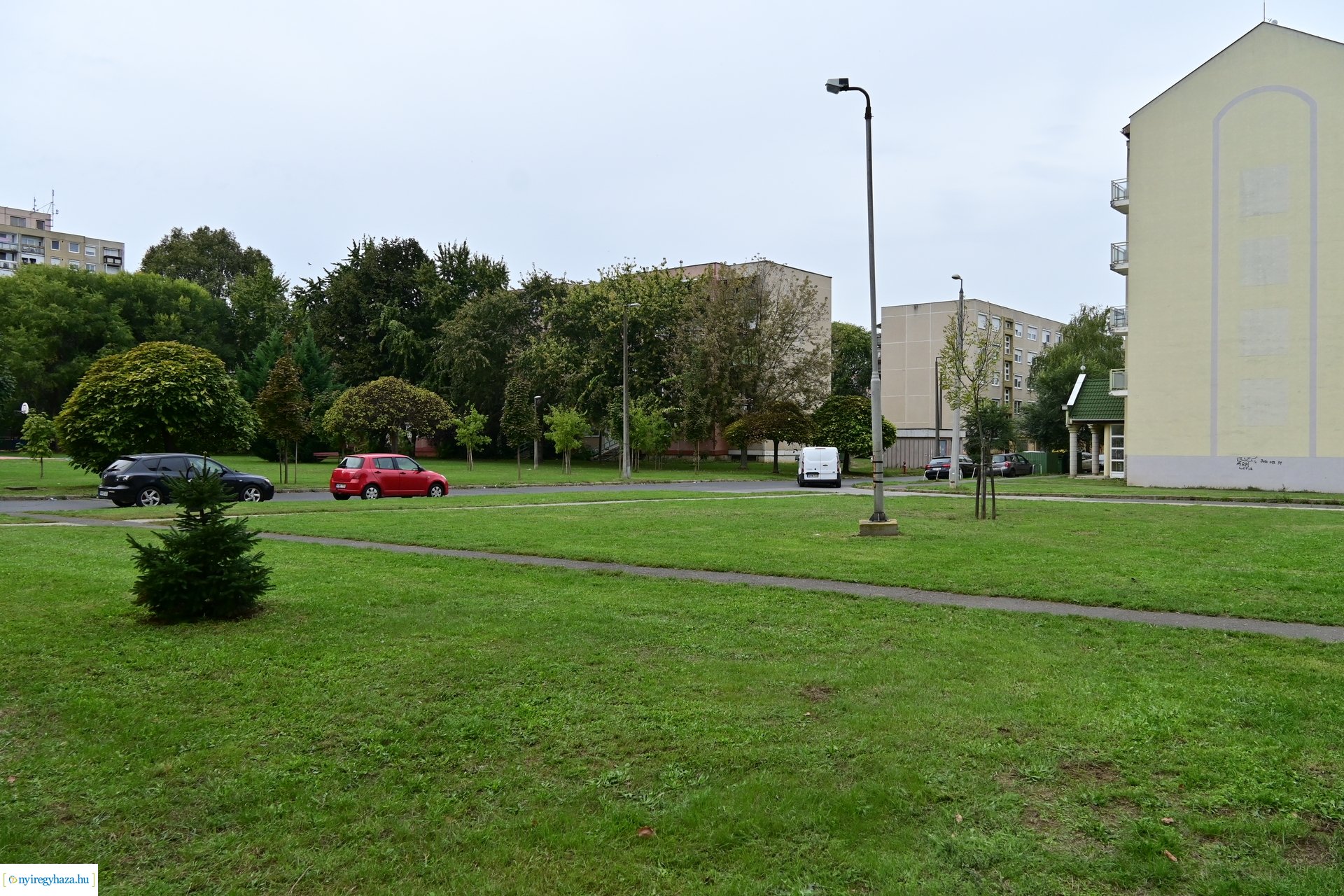 Új parkoló kialakítása Örökösföldön