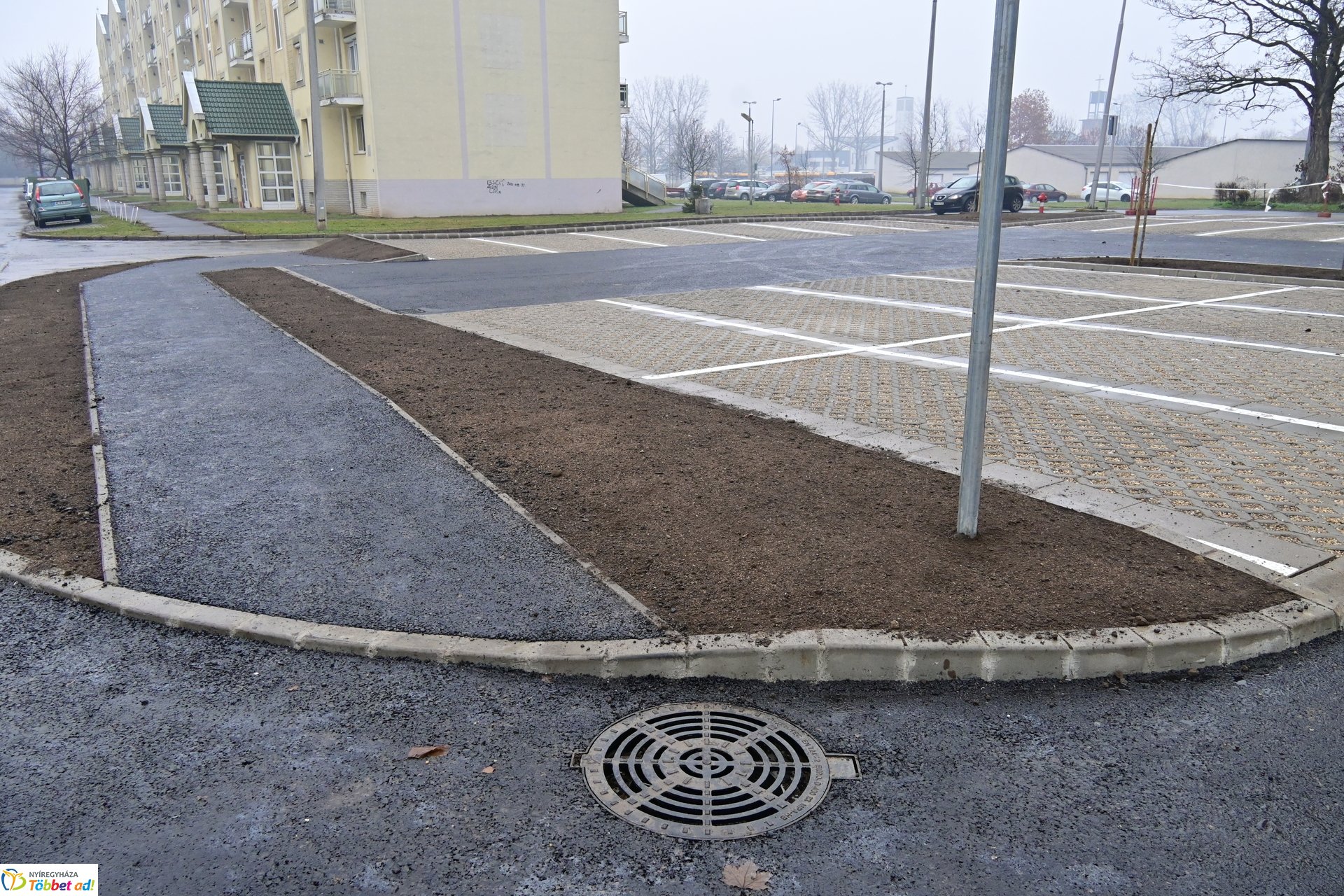 Új parkolóhelyek a Fazekas János téren - 2024