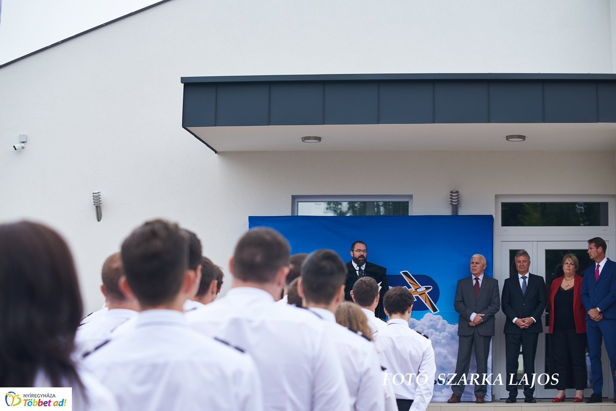 Új reptéri oktatóközpont Nyíregyházán