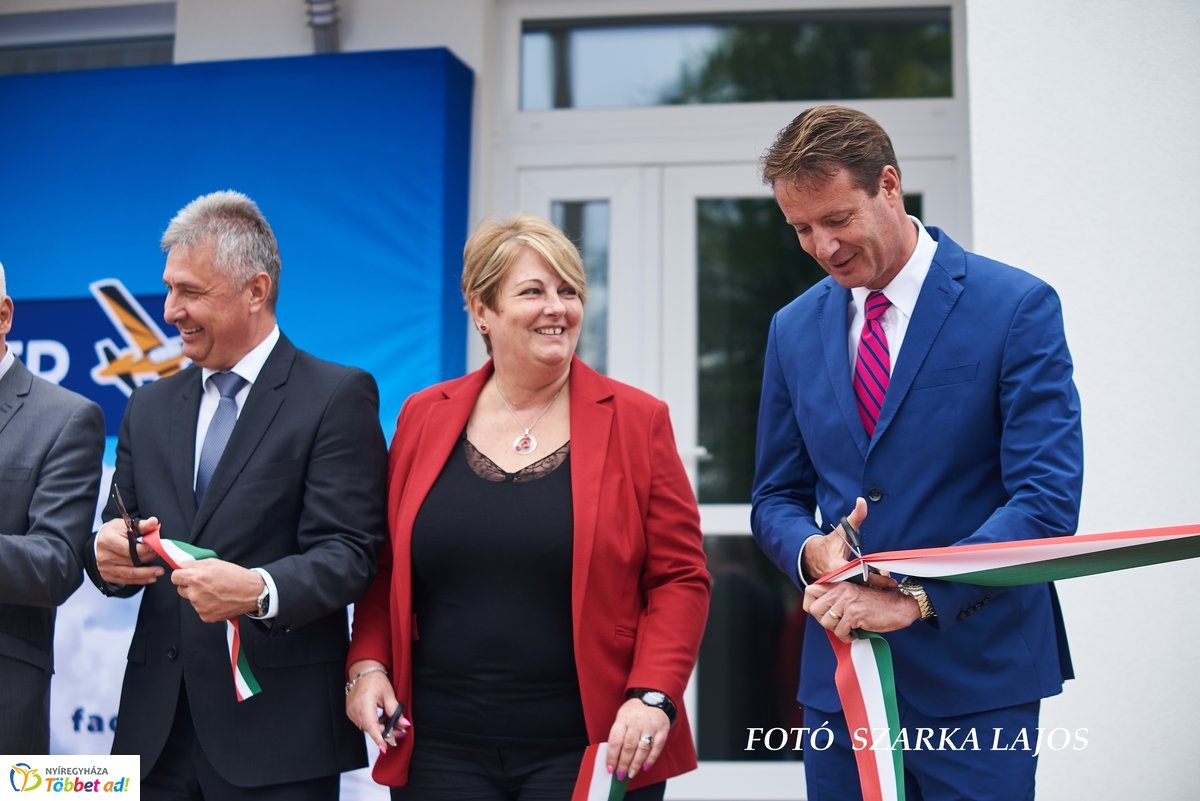Új reptéri oktatóközpont Nyíregyházán