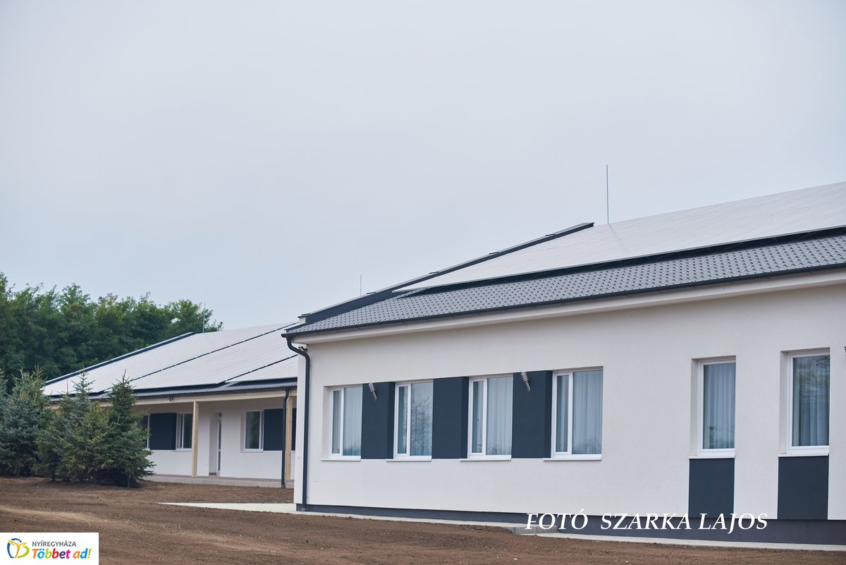 Új reptéri oktatóközpont Nyíregyházán