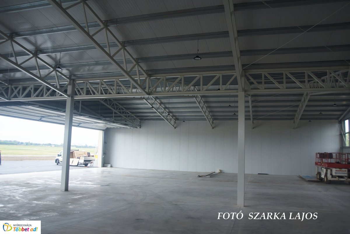Új reptéri oktatóközpont Nyíregyházán