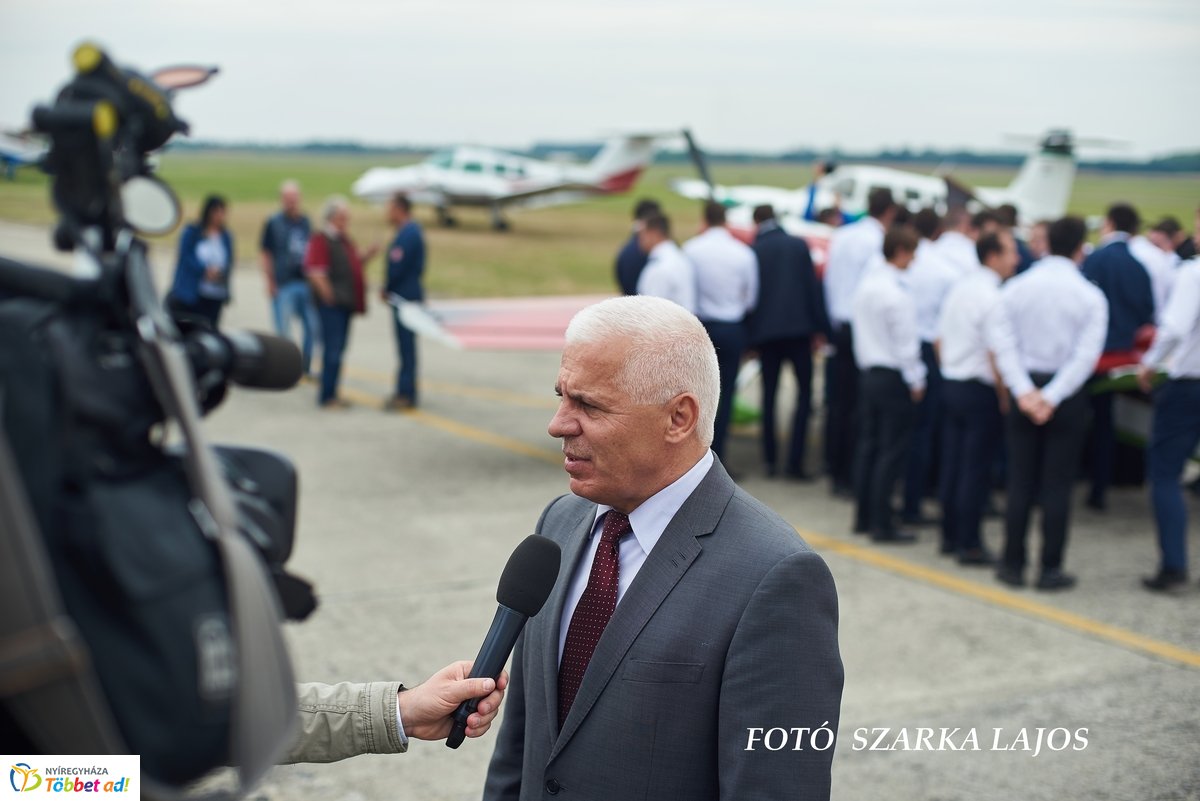 Új reptéri oktatóközpont Nyíregyházán