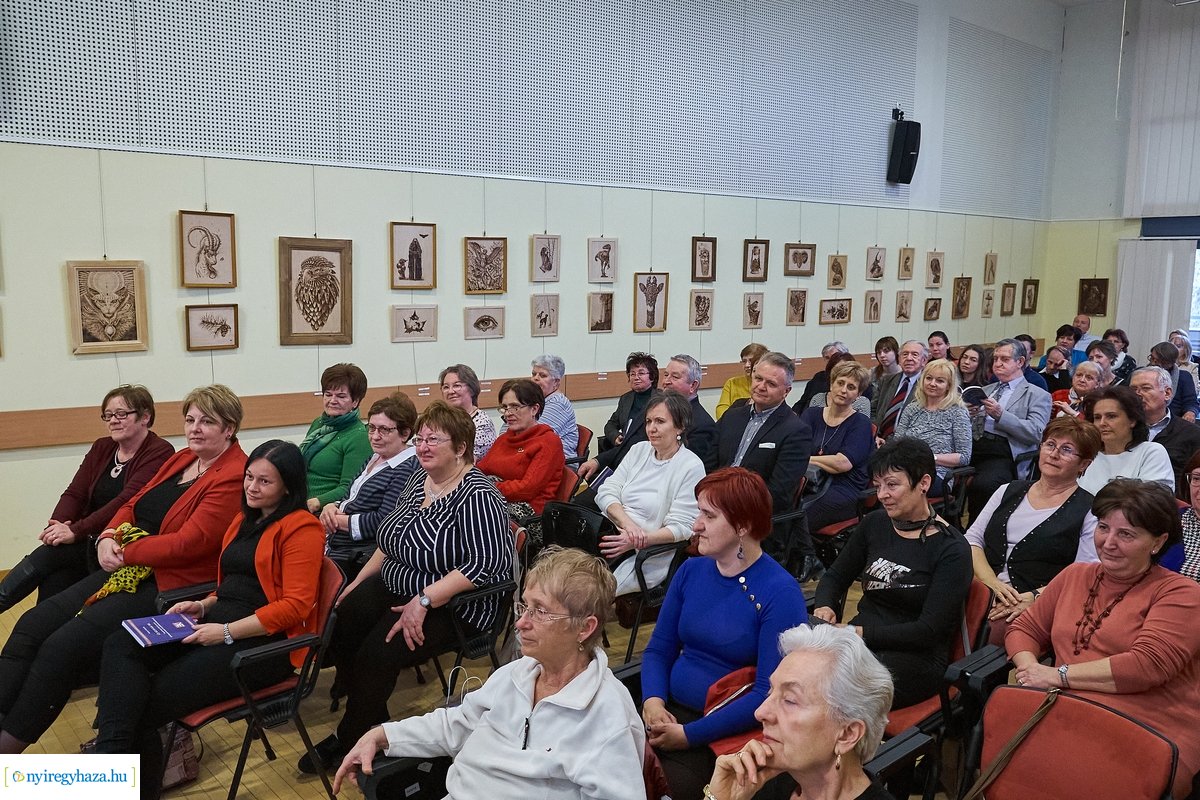 Új szavak III könyvbemutató