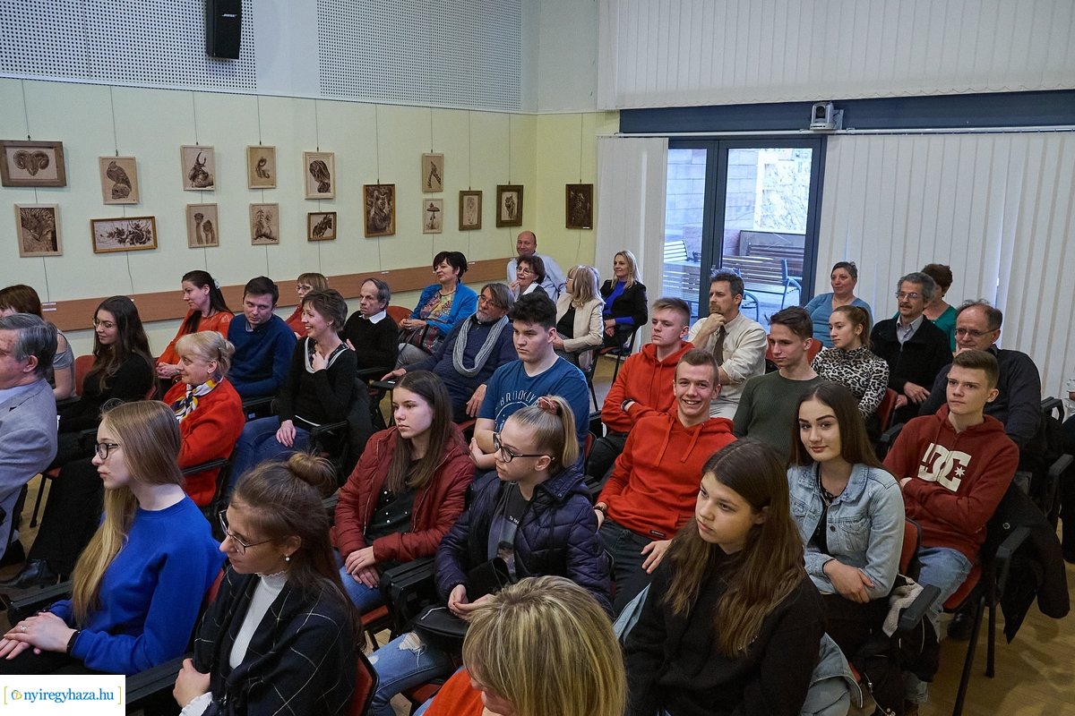 Új szavak III könyvbemutató