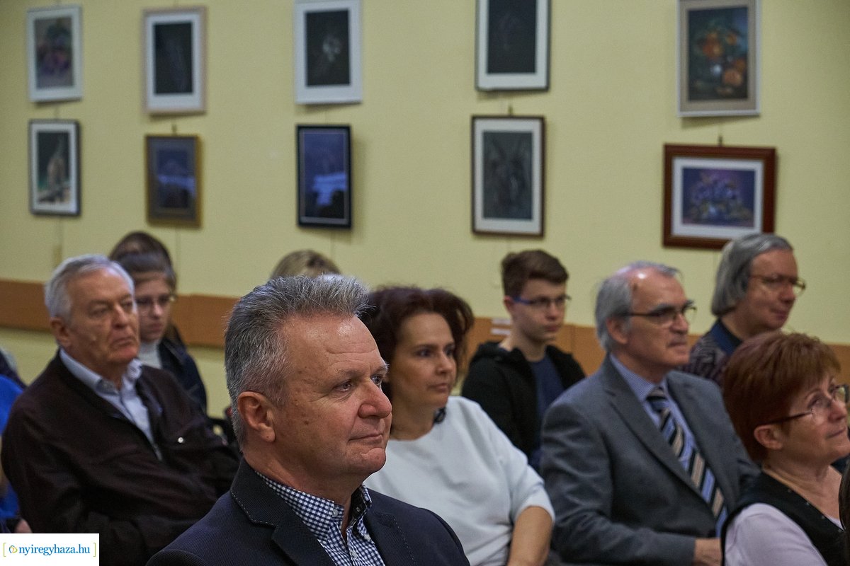 Új szavak III könyvbemutató