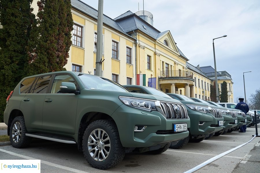 Új szolgálati autók a rendőrségen