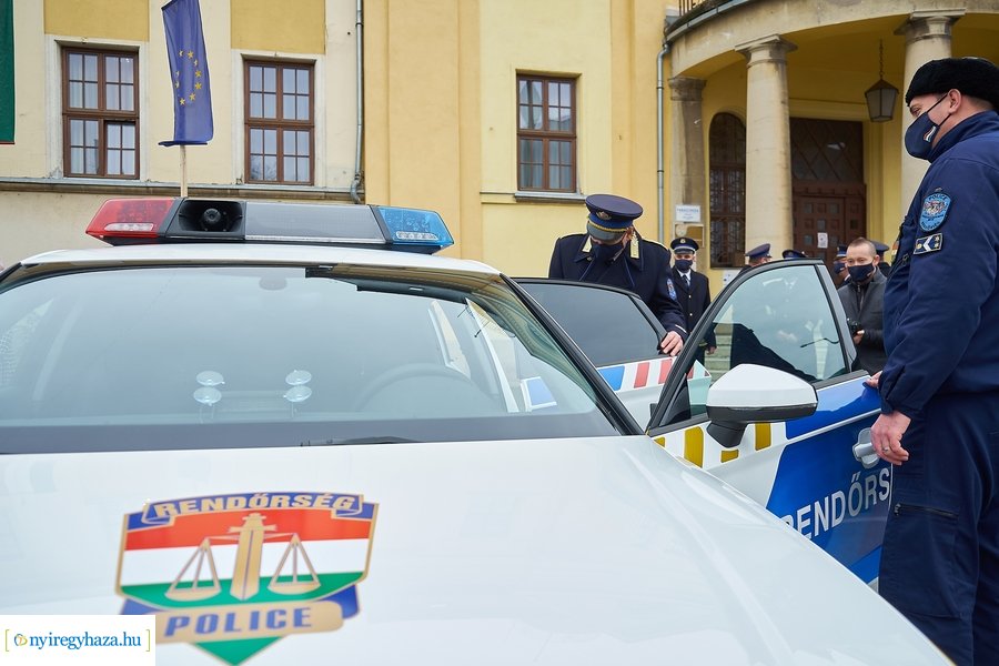 Új szolgálati autók a rendőrségen