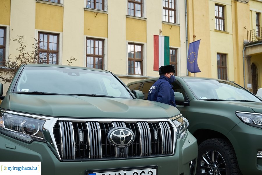 Új szolgálati autók a rendőrségen