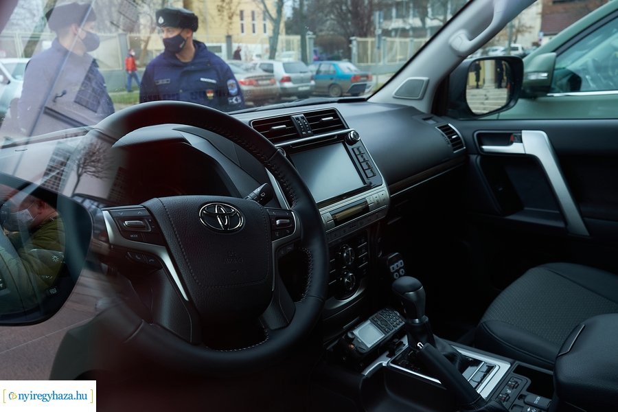 Új szolgálati autók a rendőrségen