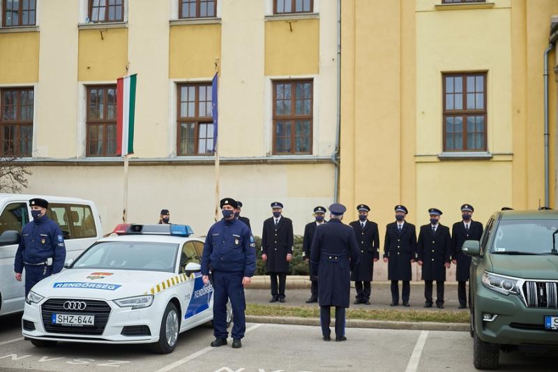 Új szolgálati autók a rendőrségen