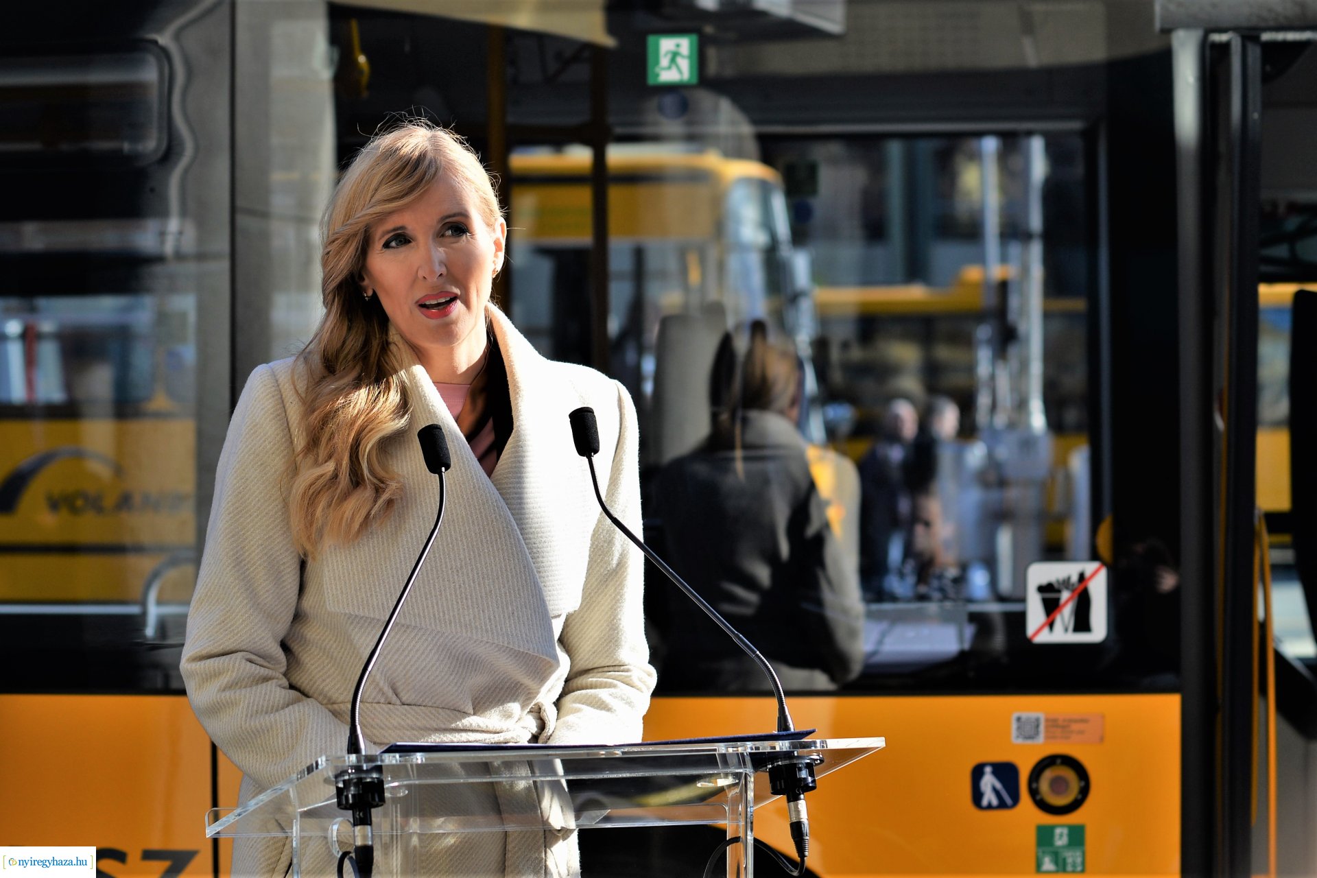 Új távolsági buszokat mutattak ma be Nyíregyházán