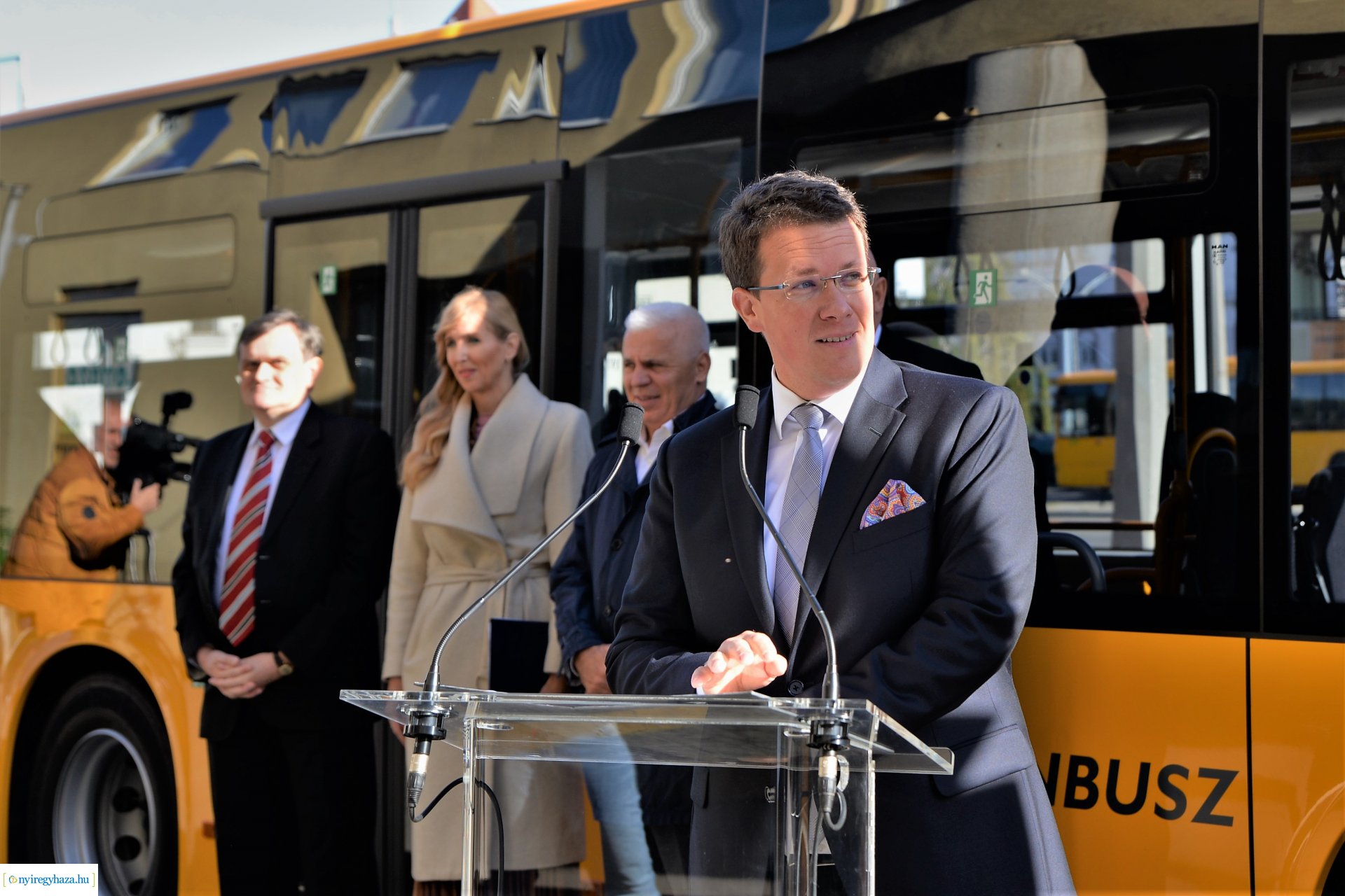 Új távolsági buszokat mutattak ma be Nyíregyházán