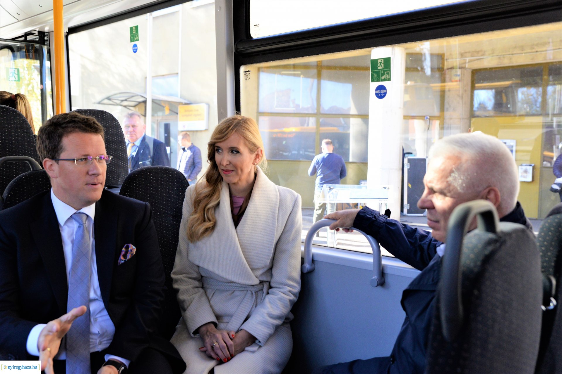 Új távolsági buszokat mutattak ma be Nyíregyházán