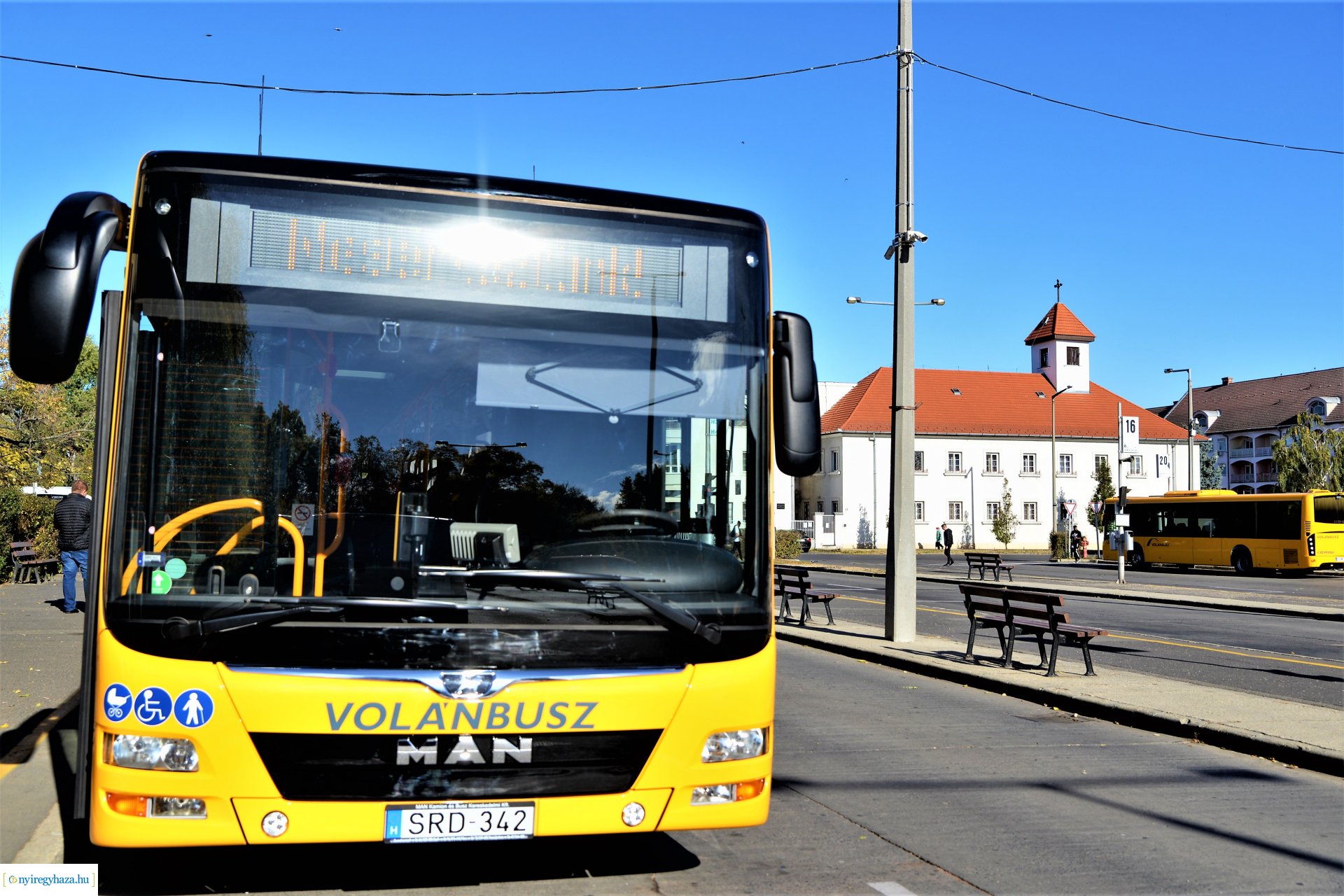 Új távolsági buszokat mutattak ma be Nyíregyházán