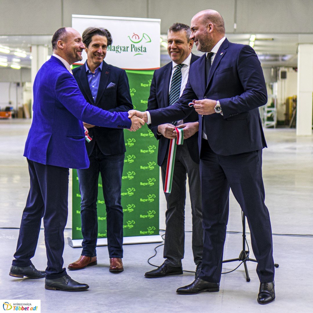 Új telephelyet adott át a Magyar Posta Zrt.