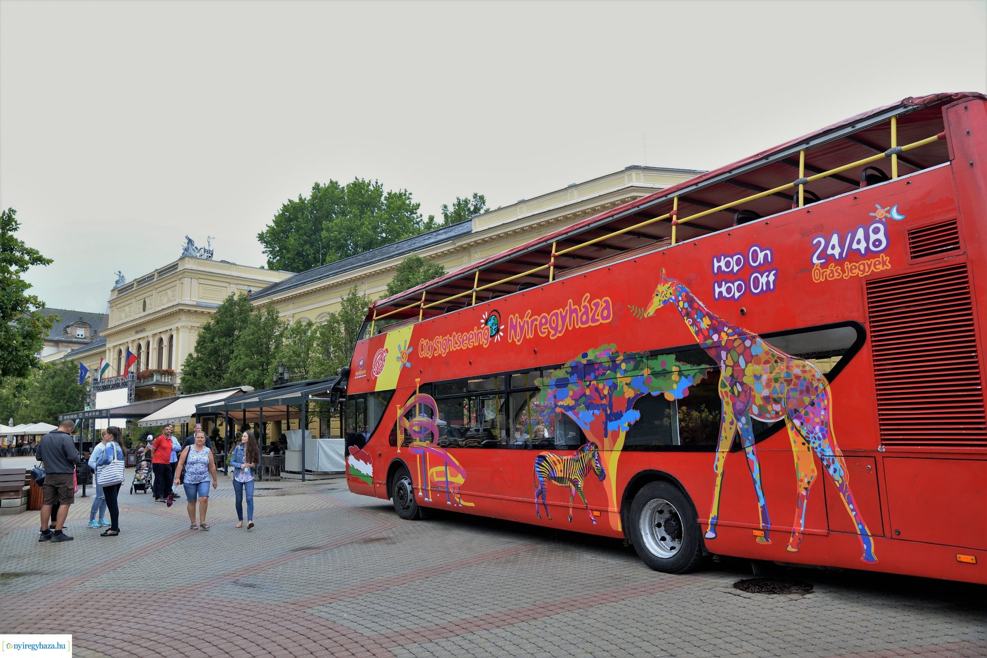 Új városnéző busz Nyíregyházán