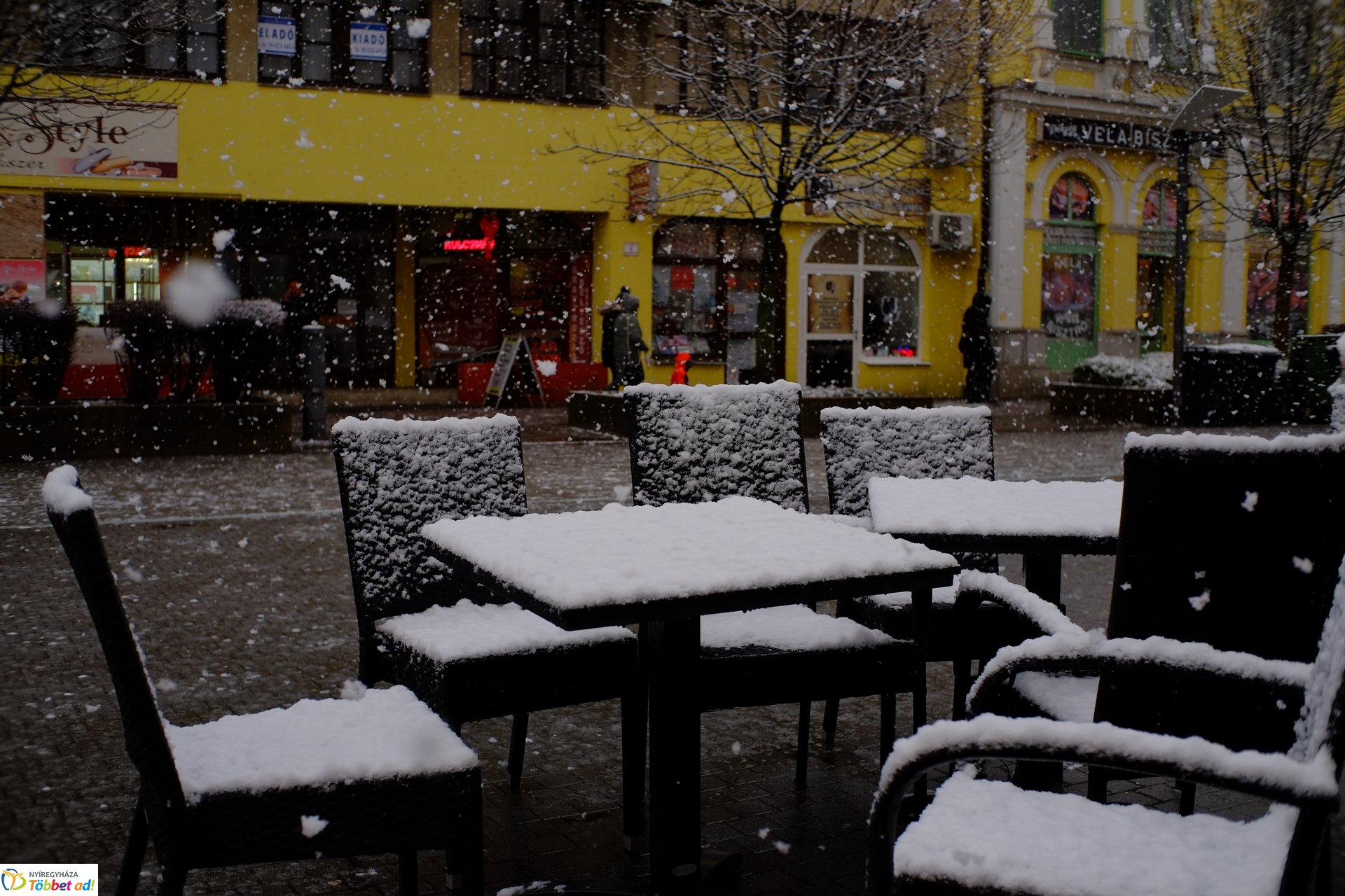 Micsoda havazás! Így nézett ki a város az év első hózápora után