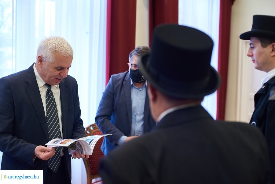 Újévi jókívánság a Városházán 2021