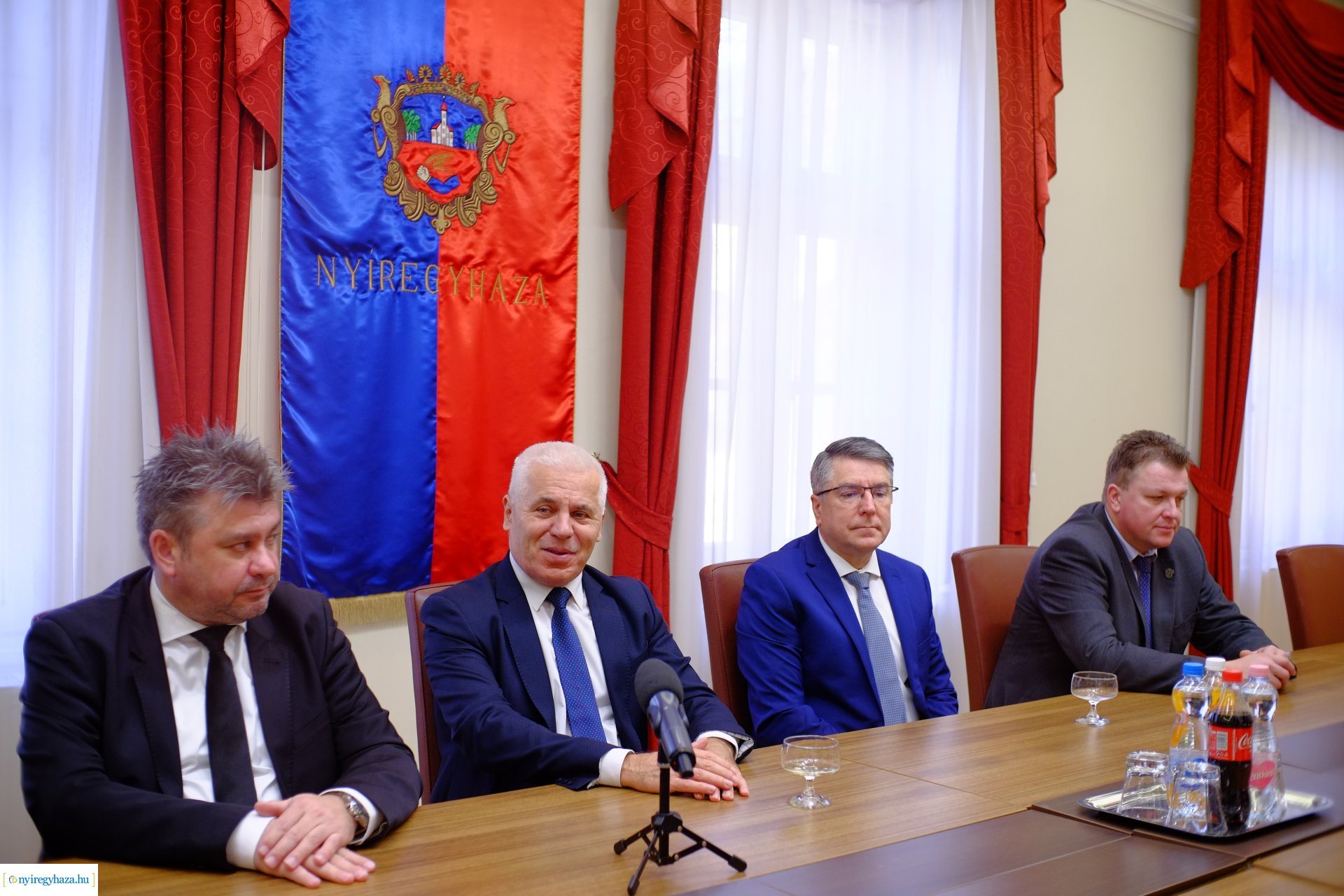 Újévi jókívánságok - 2024