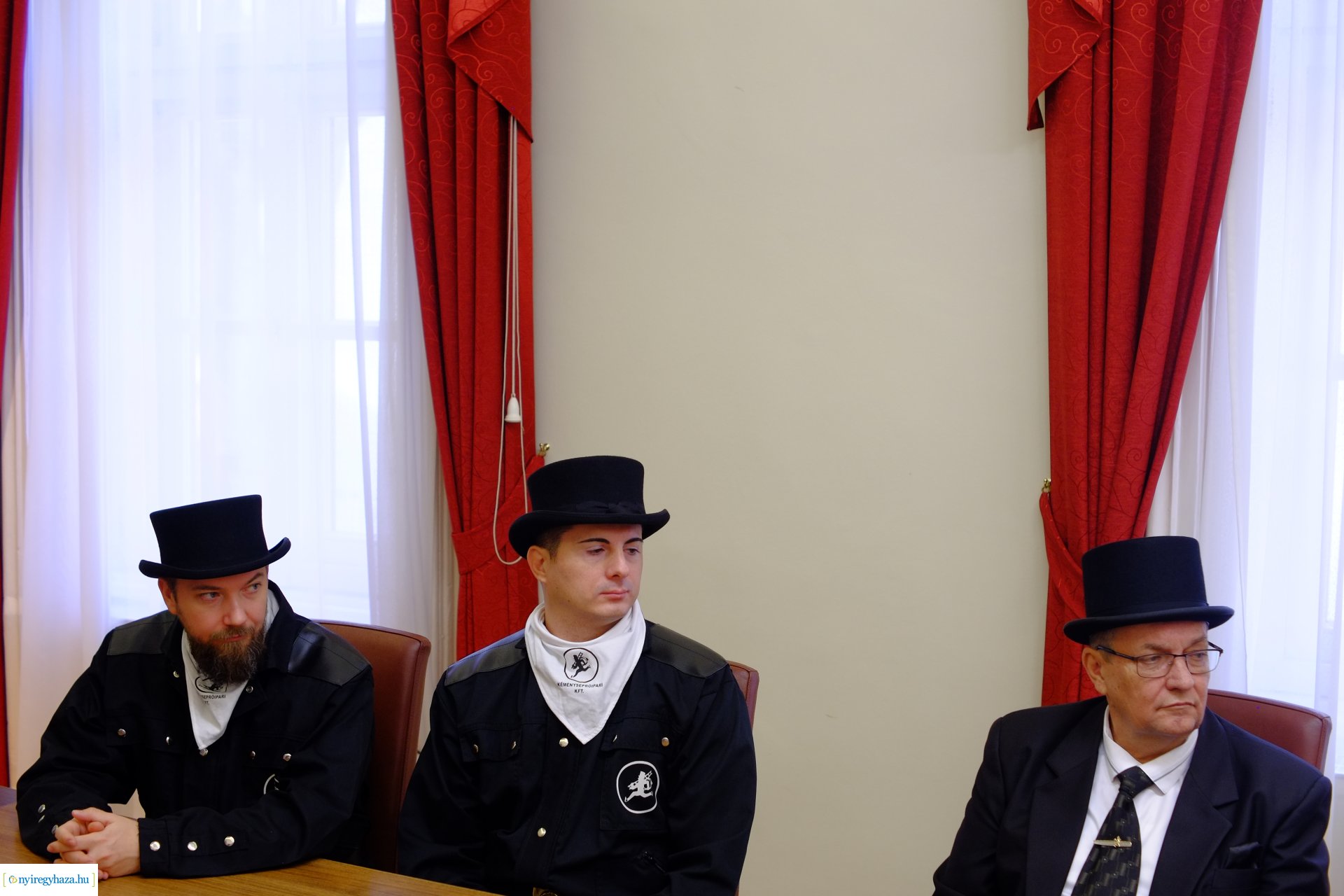 Újévi jókívánságok - 2024