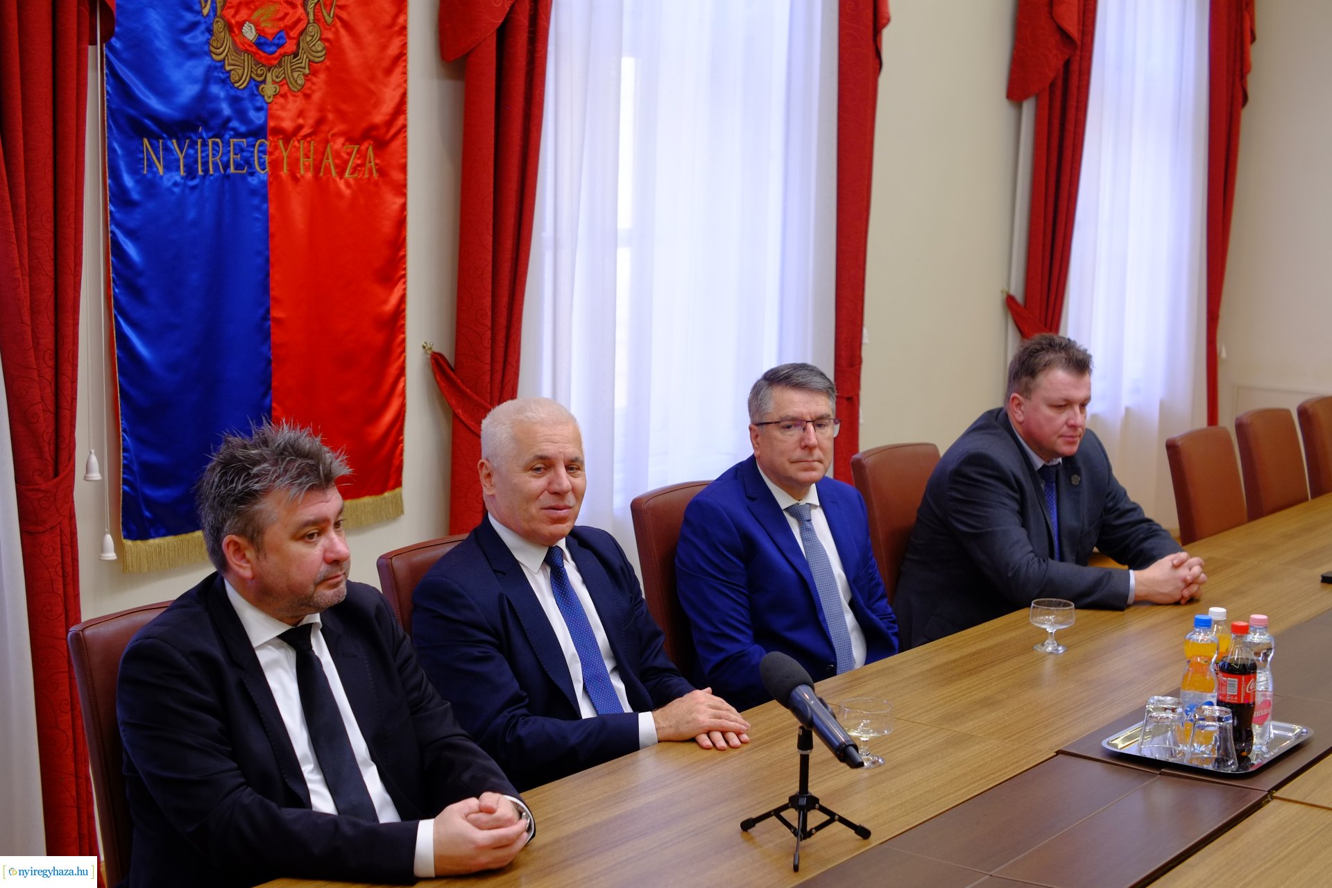 Újévi jókívánságok - 2024