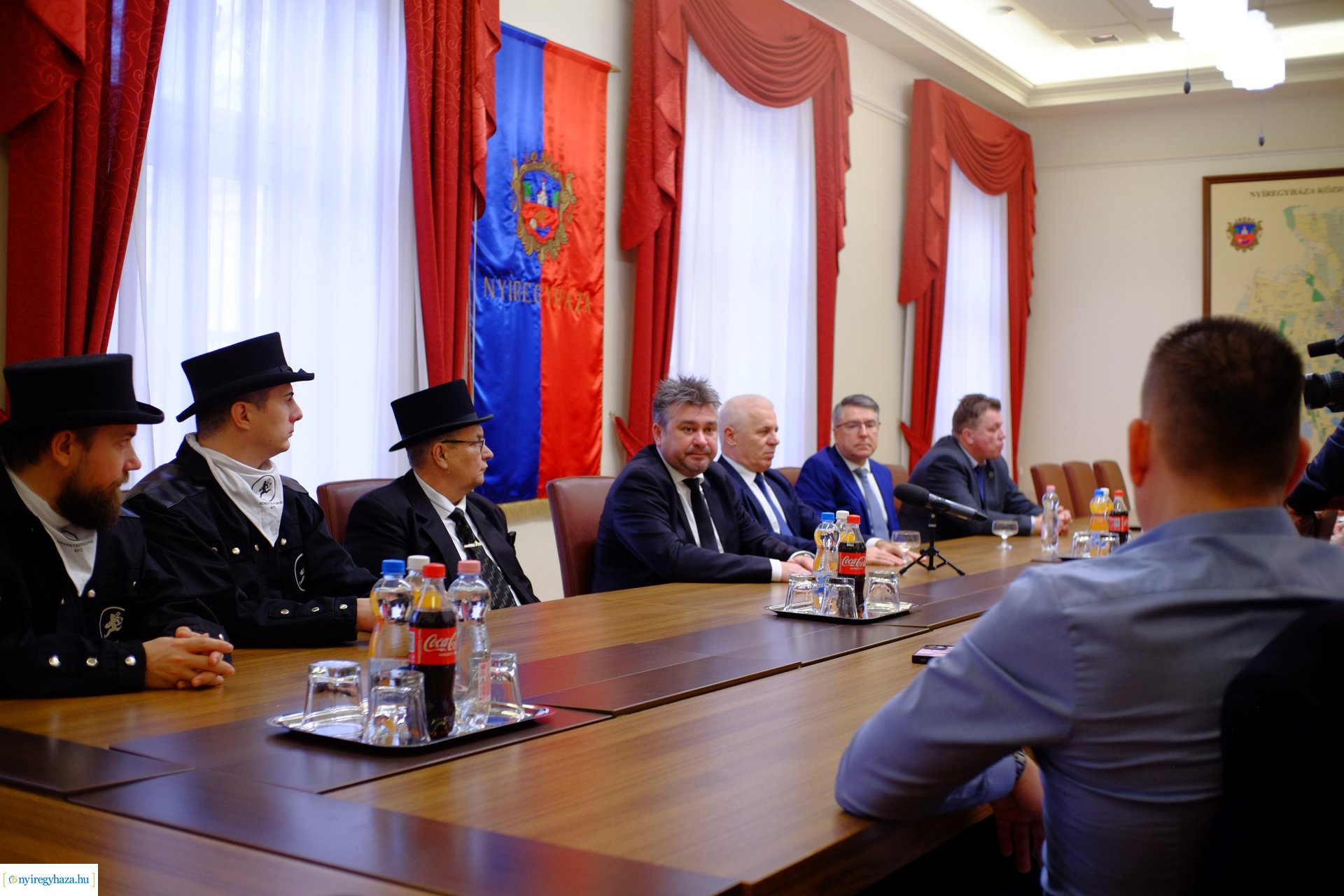 Újévi jókívánságok - 2024