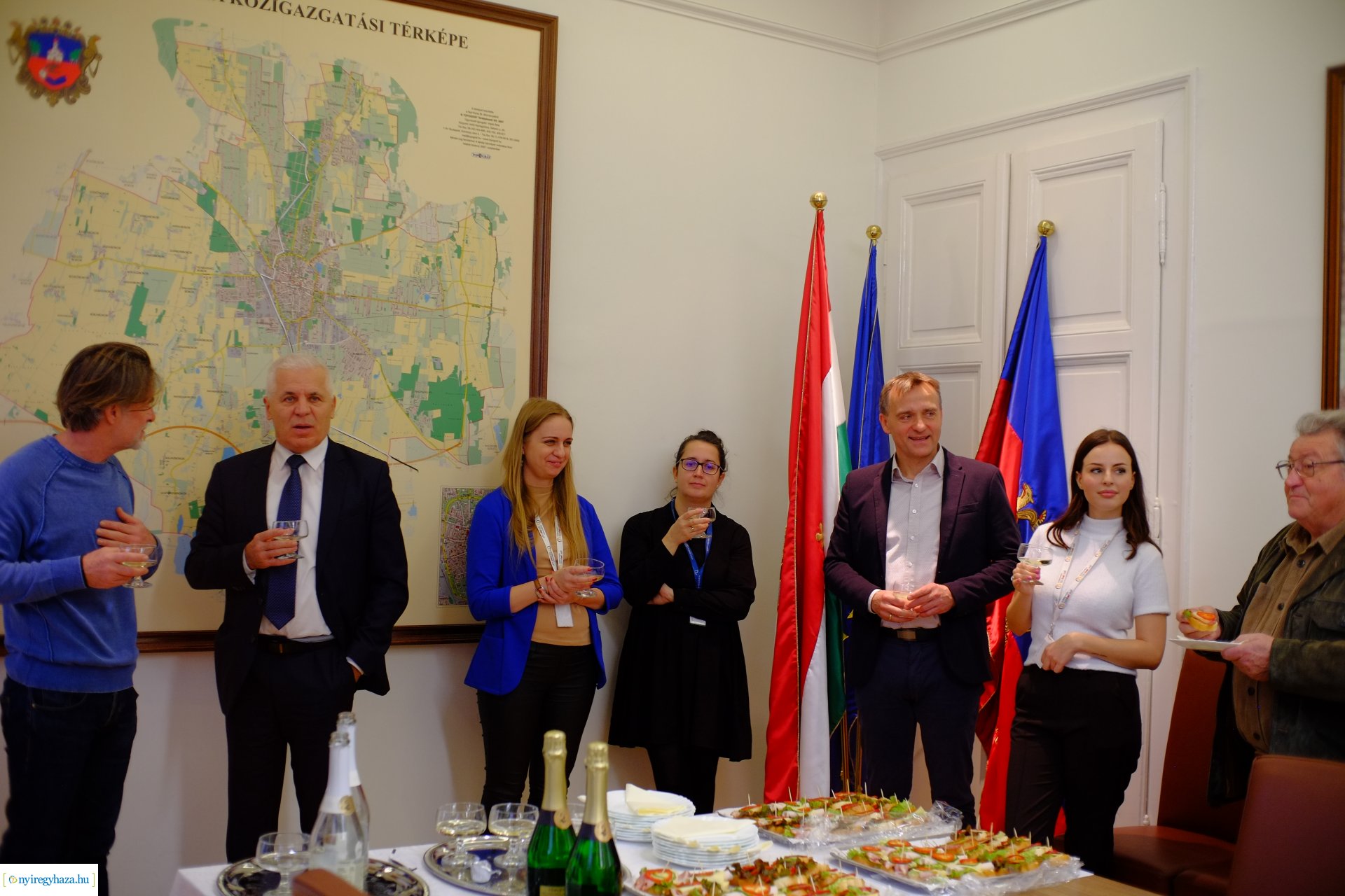 Újévi jókívánságok - 2024