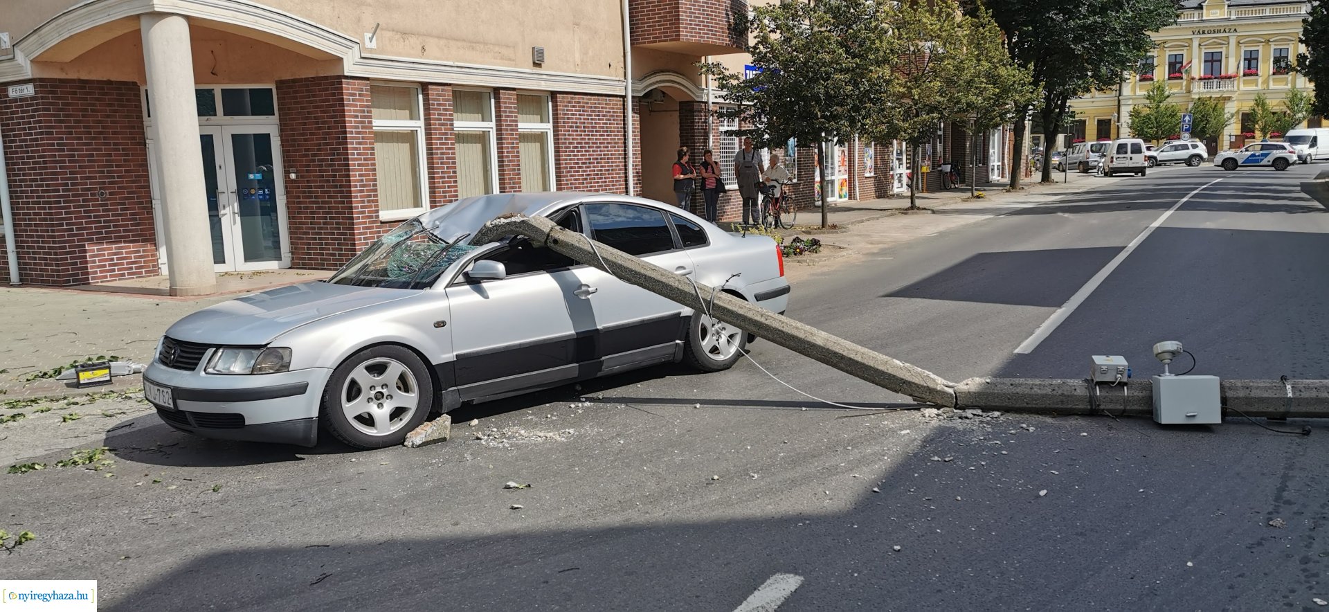 Újfehértói oszlop
