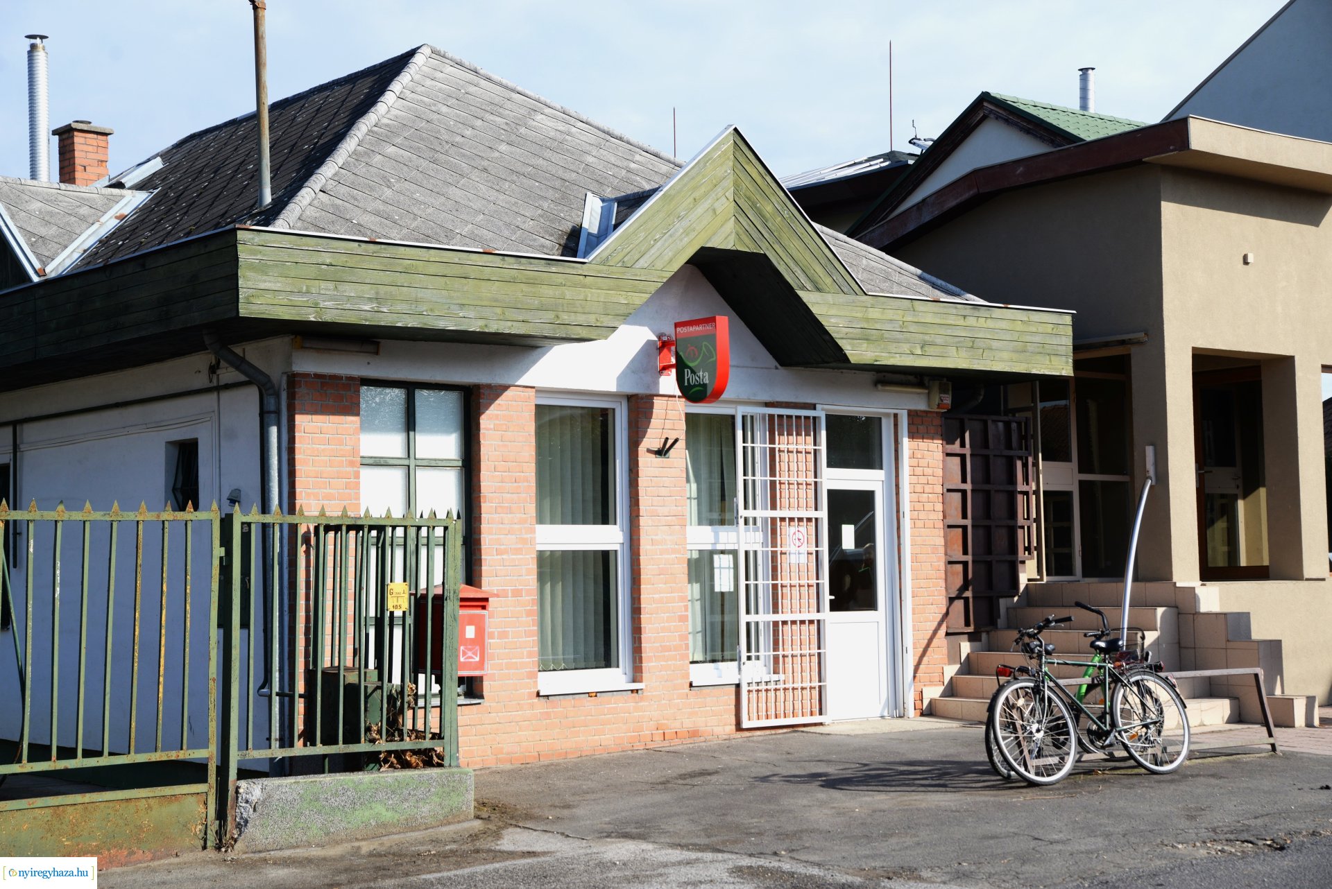 Újra kinyitott a Kertvárosban a posta