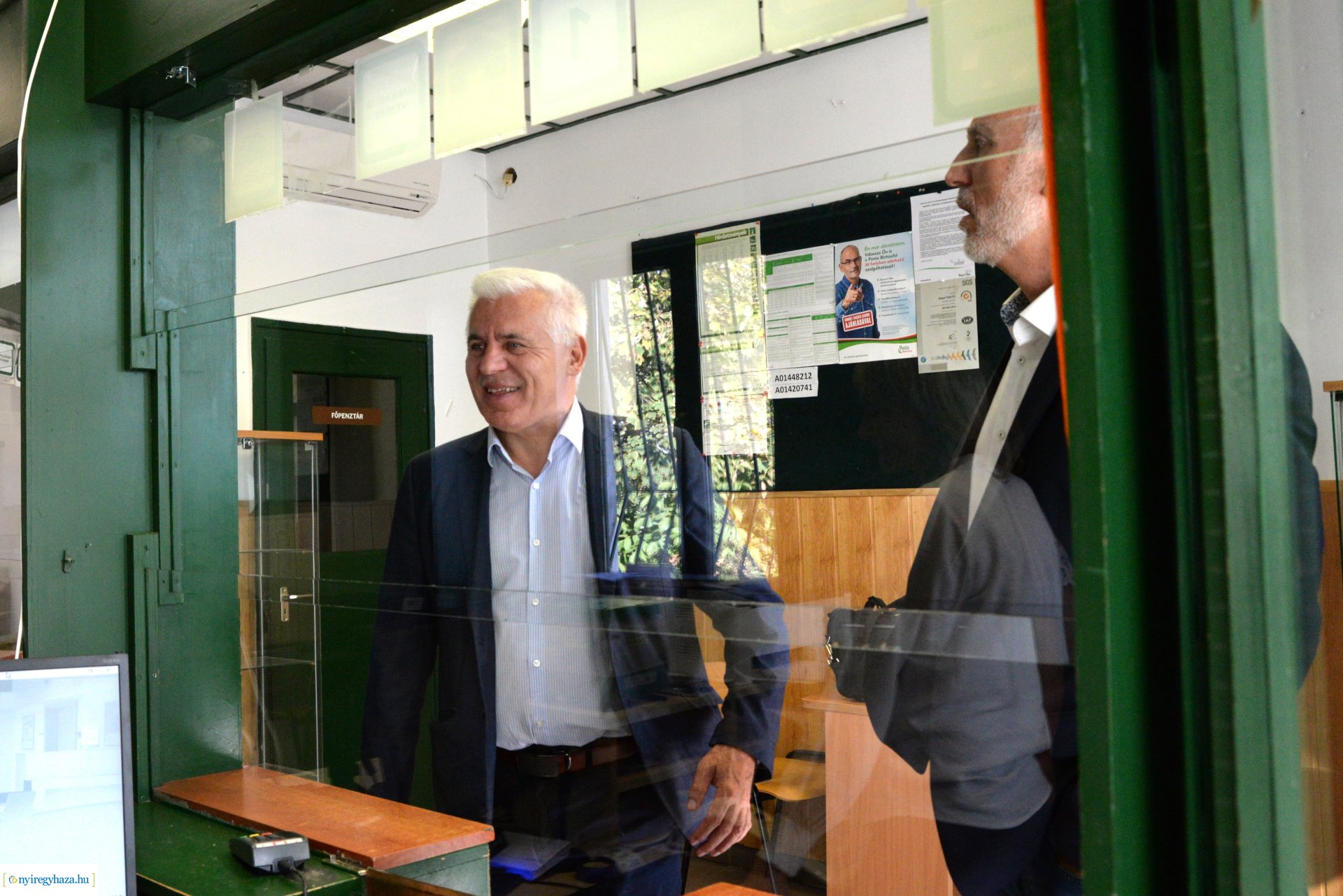 Újra kinyitott a Kertvárosban a posta