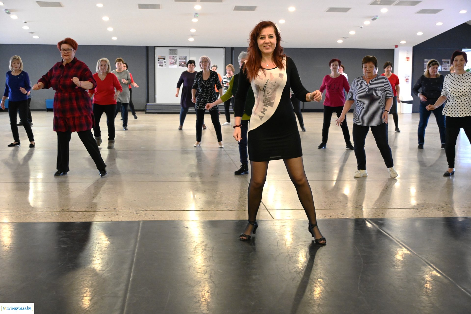 Újra Mozdulj Nyíregyháza! - Senior táncház a VMKK-ban