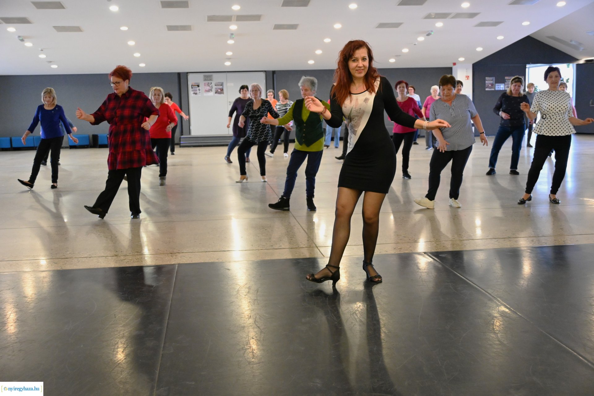 Újra Mozdulj Nyíregyháza! - Senior táncház a VMKK-ban