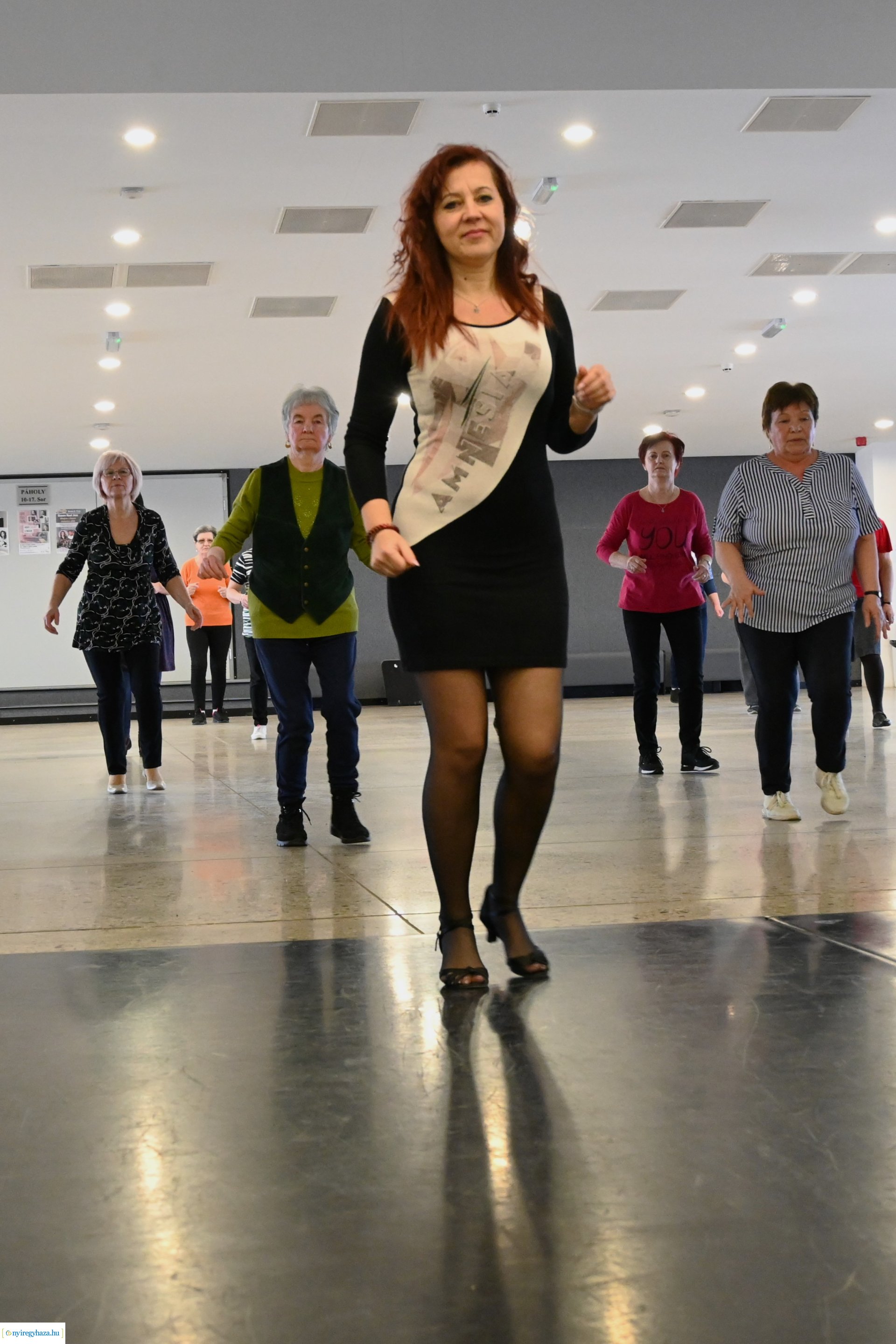 Újra Mozdulj Nyíregyháza! - Senior táncház a VMKK-ban