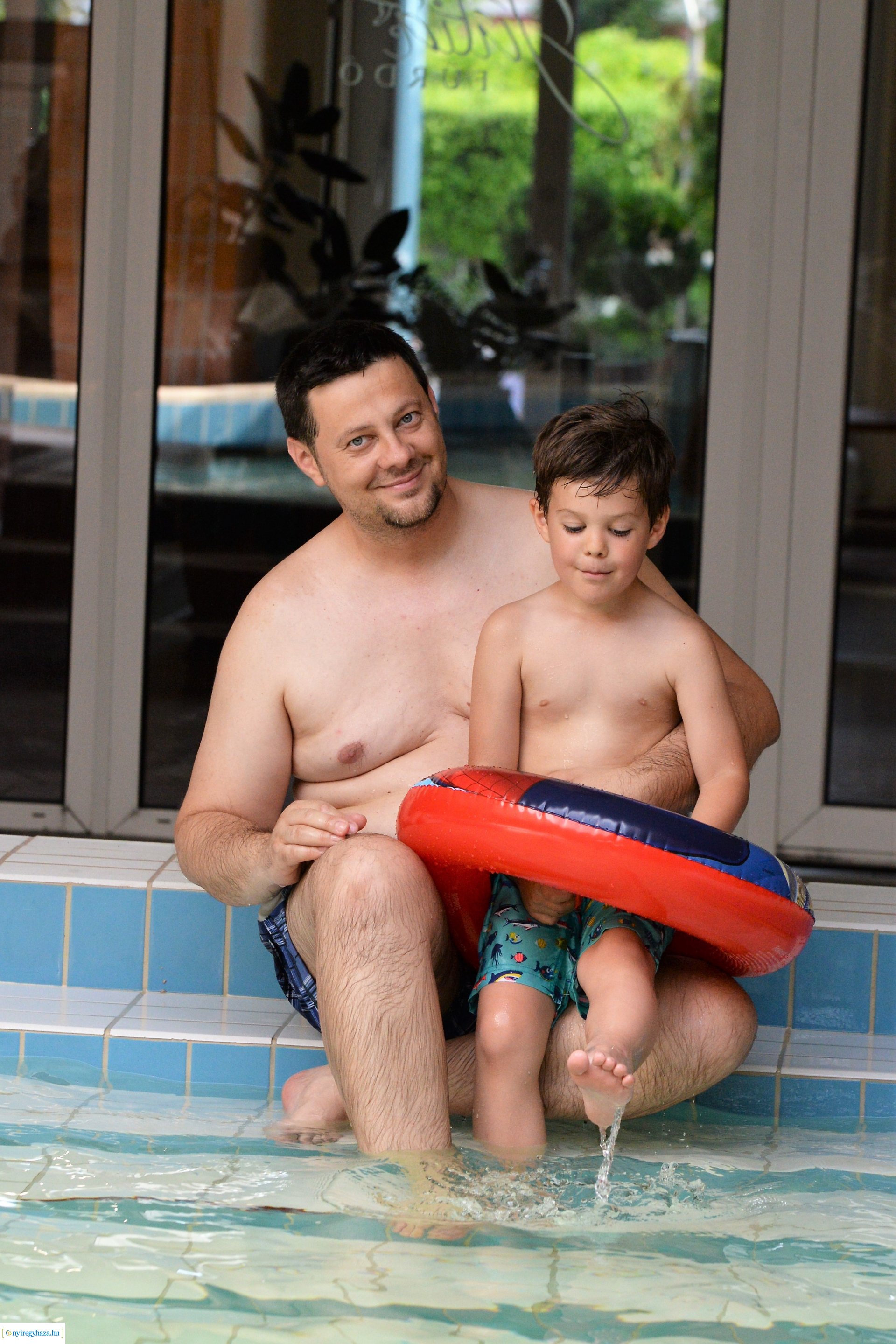 Újra nyitva a Júlia fürdő