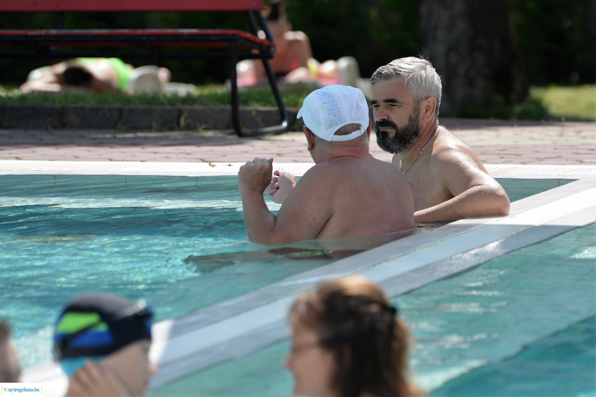 Újra nyitva a Júlia fürdő