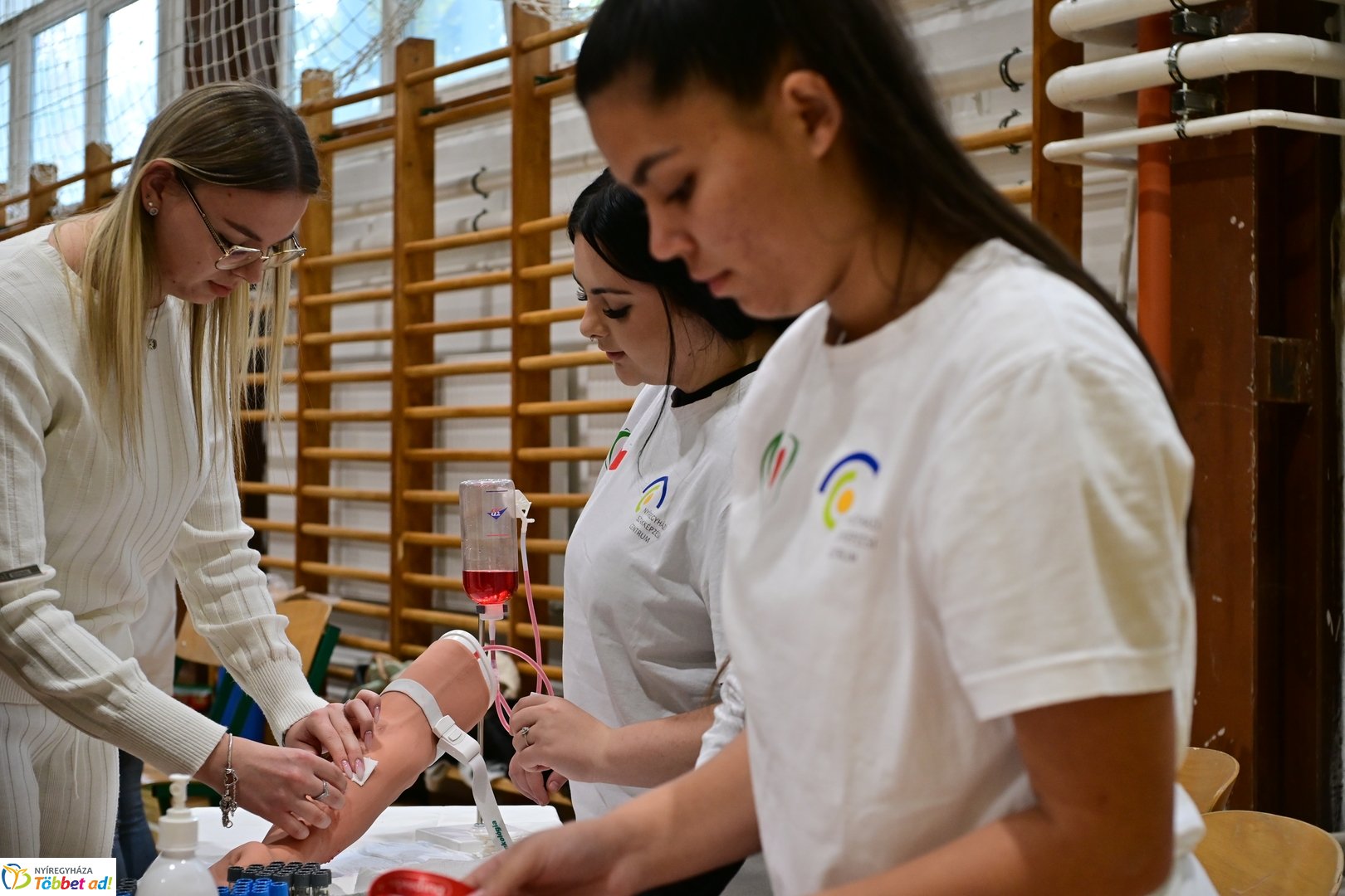 Újraélesztés napja a Vasvári gimnáziumban 2025