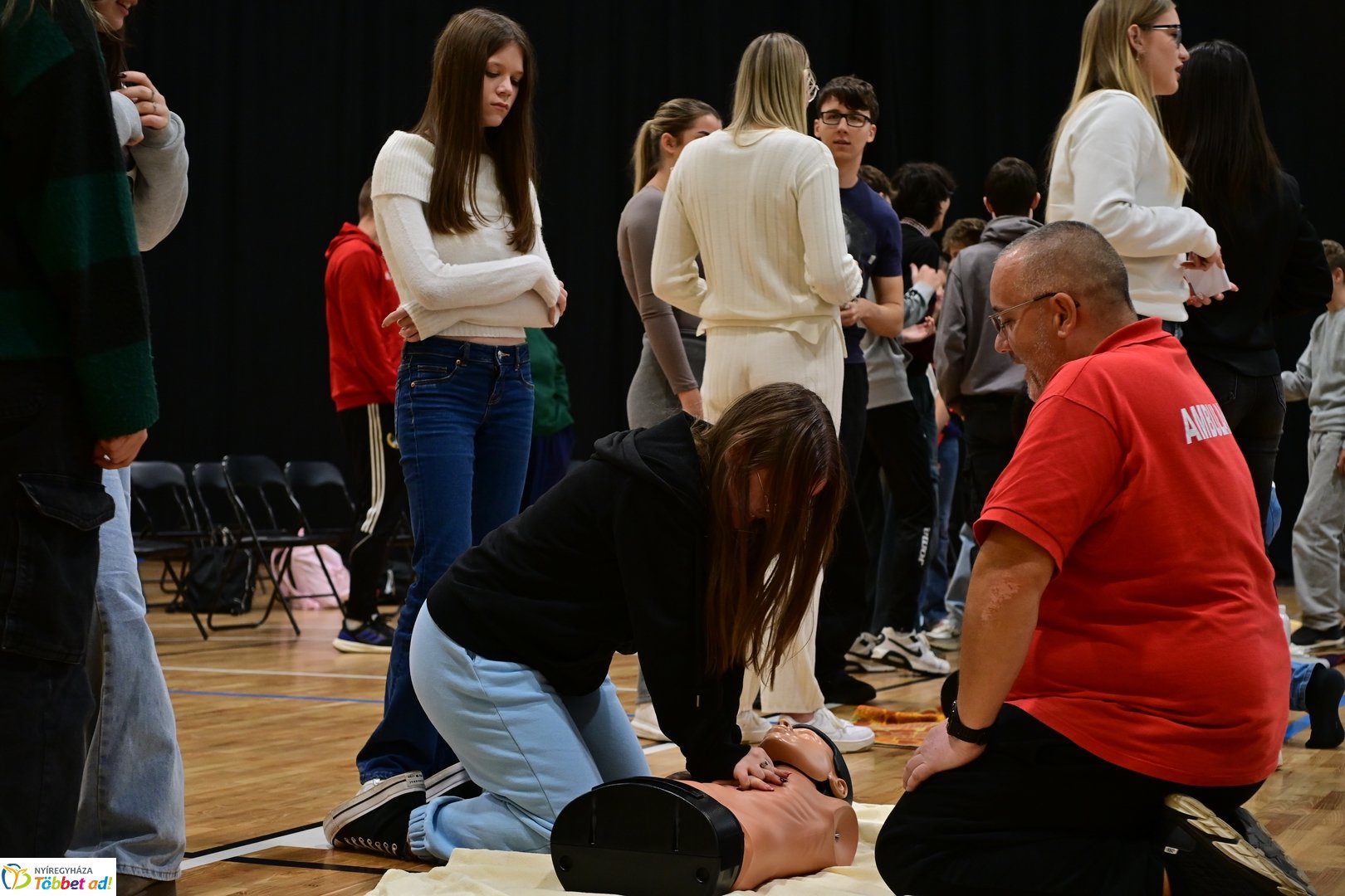 Újraélesztés napja a Vasvári gimnáziumban 2025